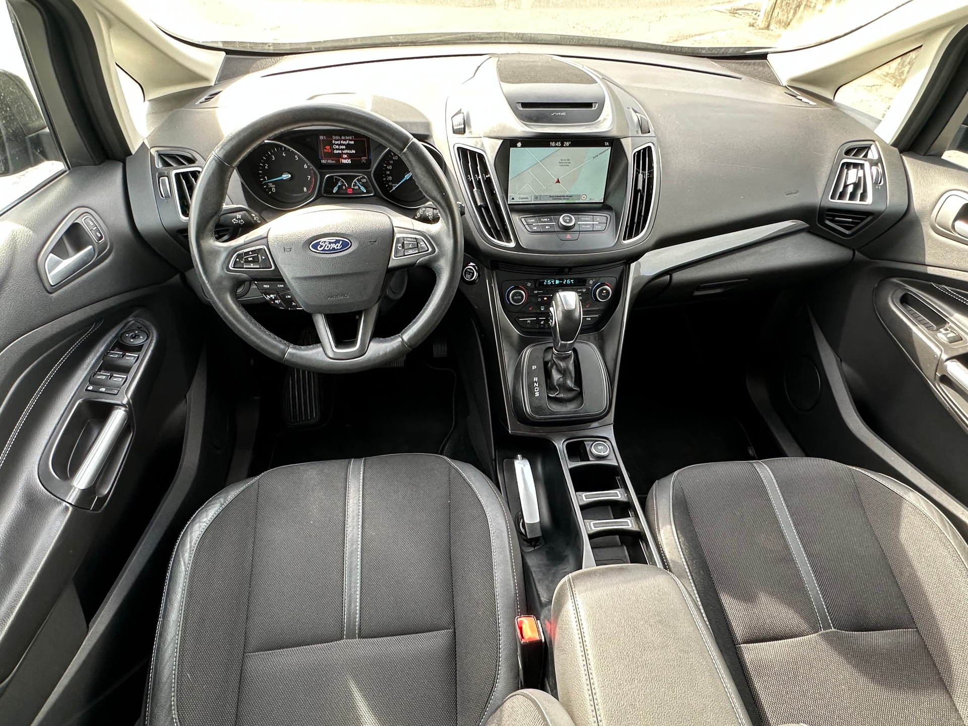 FORD GrC-Max 1.5 SCTi Titanium X-image-9