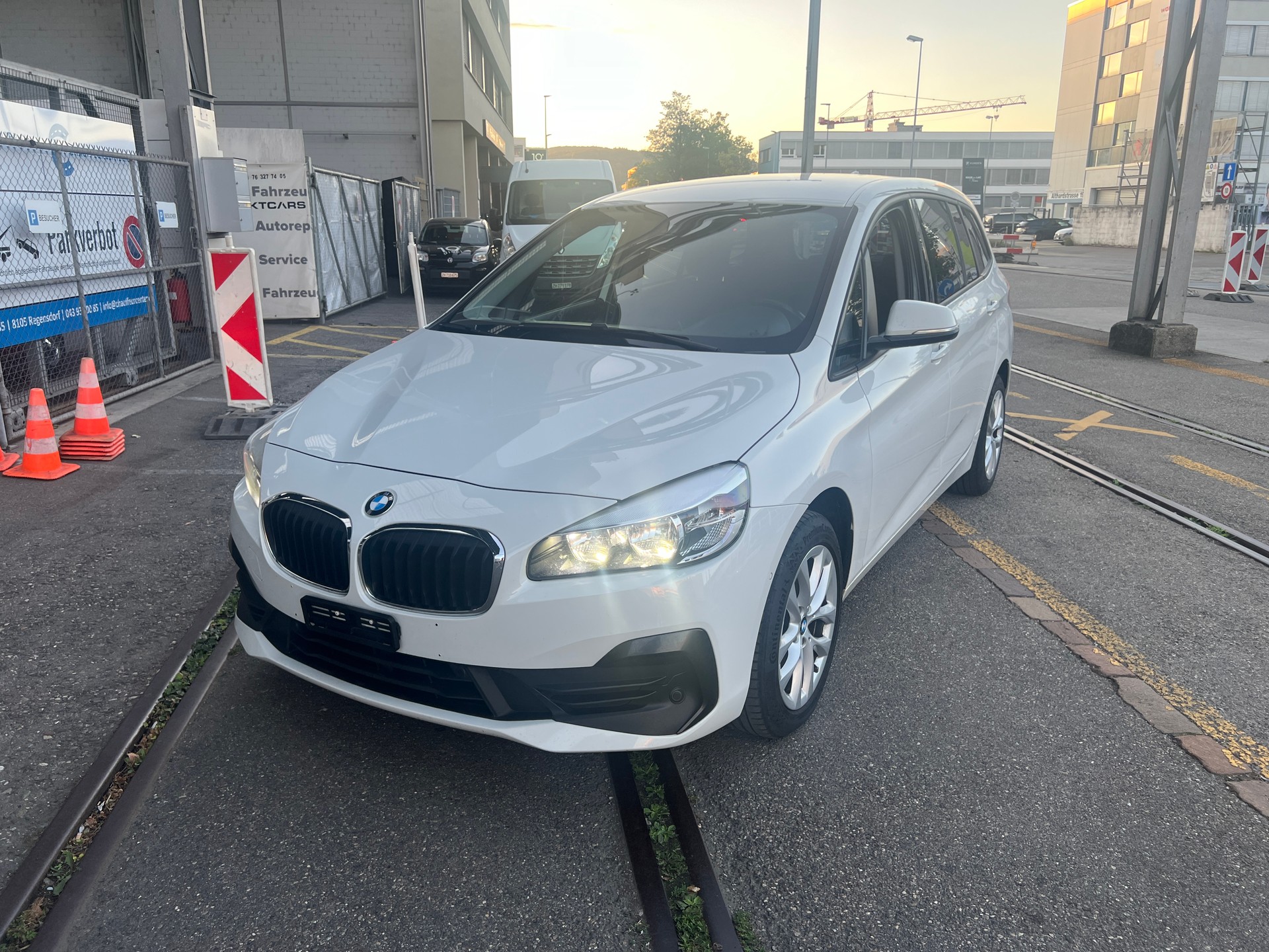 BMW 218 Gran Tourer-image-0