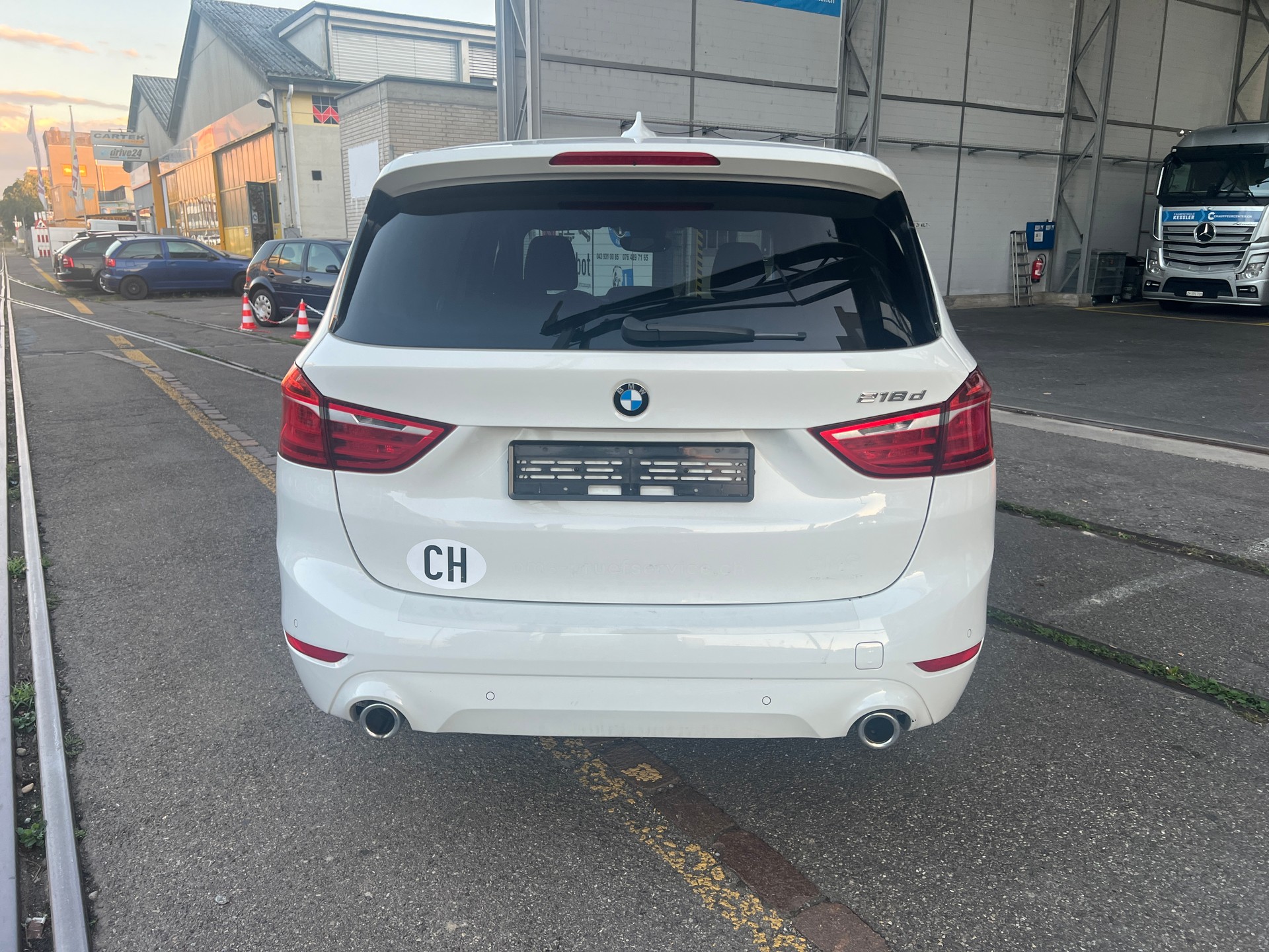 BMW 218 Gran Tourer-image-5