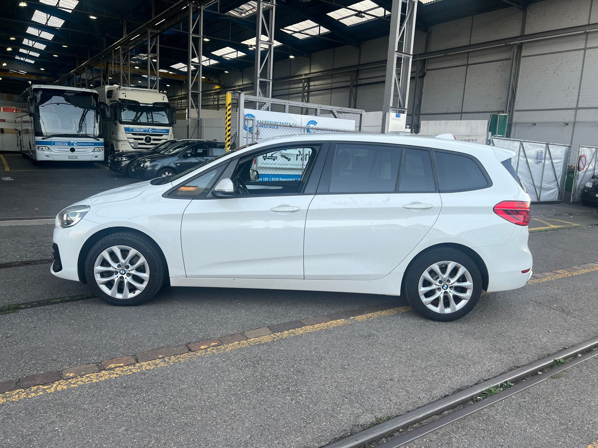 BMW 218 Gran Tourer-image-7