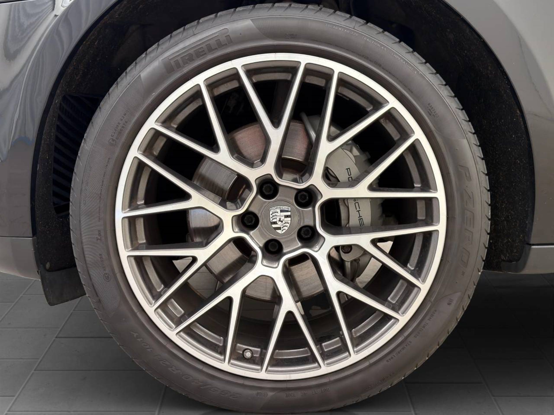 PORSCHE Macan S-image-10