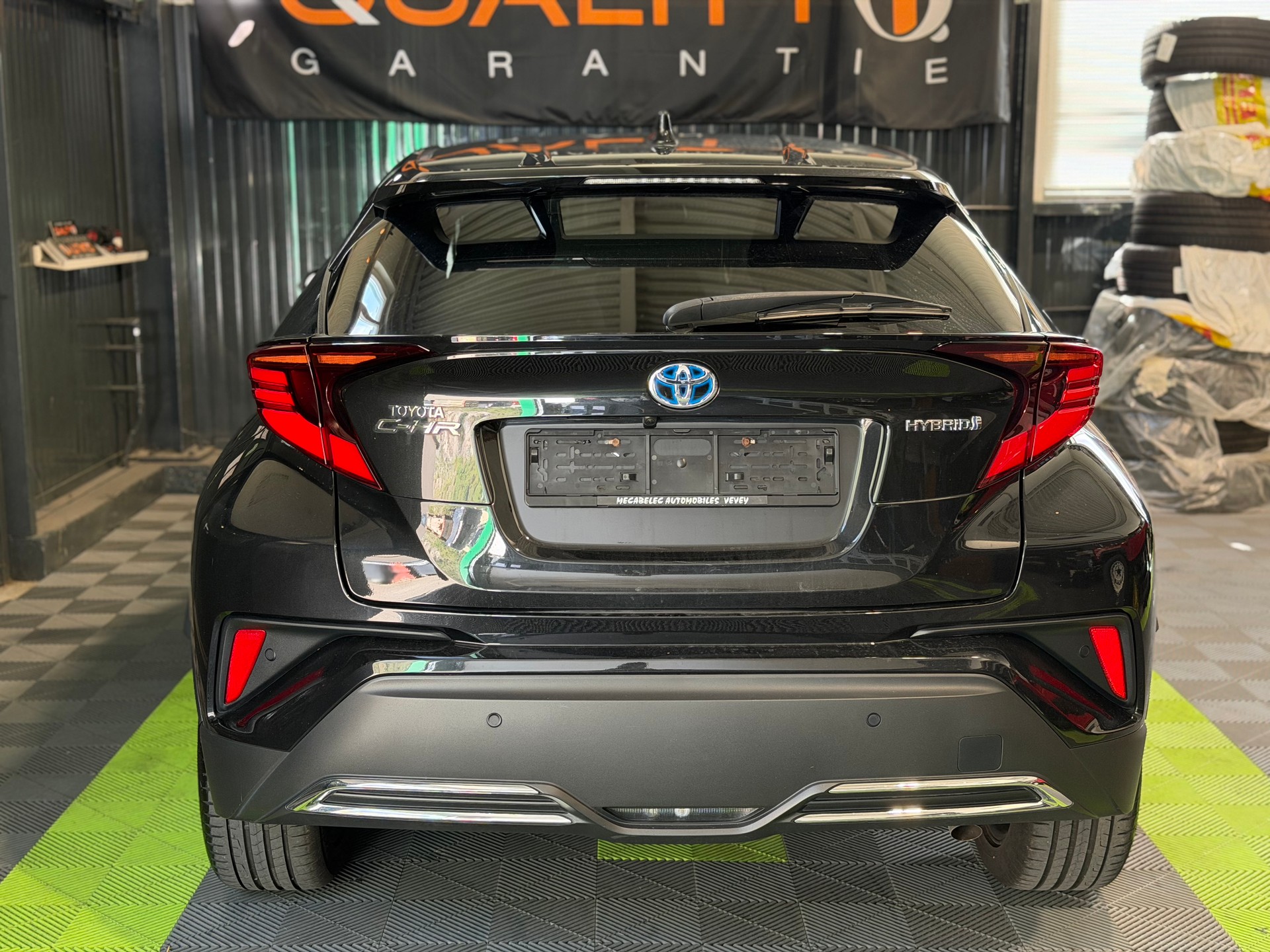 TOYOTA C-HR 2.0 HSD CVT Trend-image-3