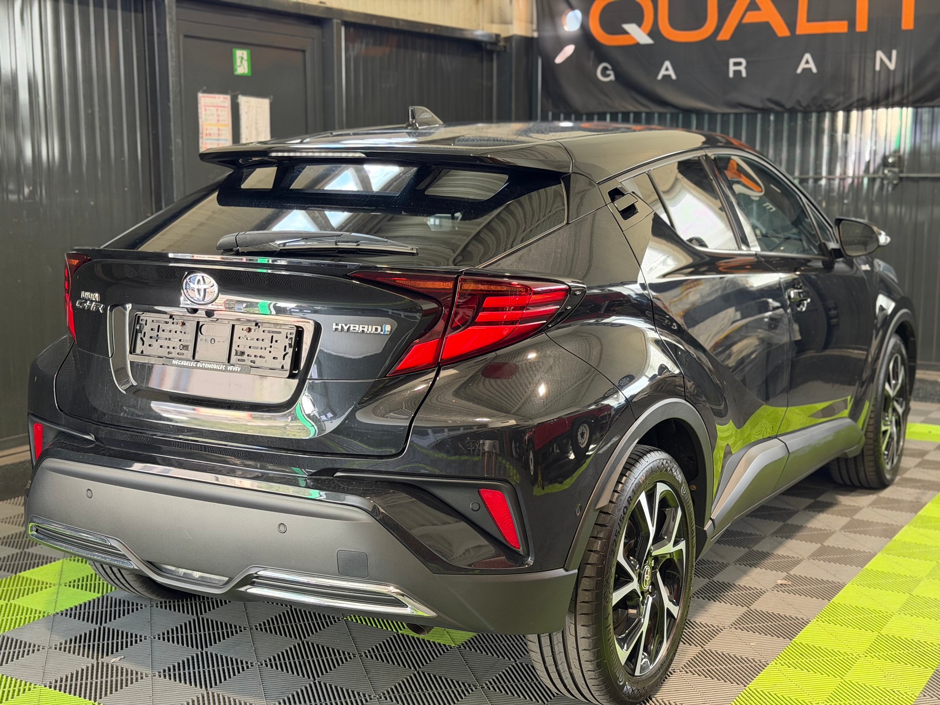 TOYOTA C-HR 2.0 HSD CVT Trend-image-4