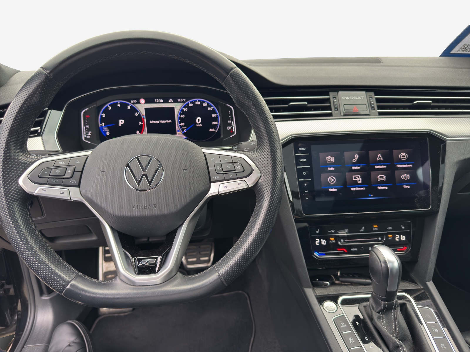 VW Passat Variant 2.0 TSI Elegance 4Motion DSG-image-8