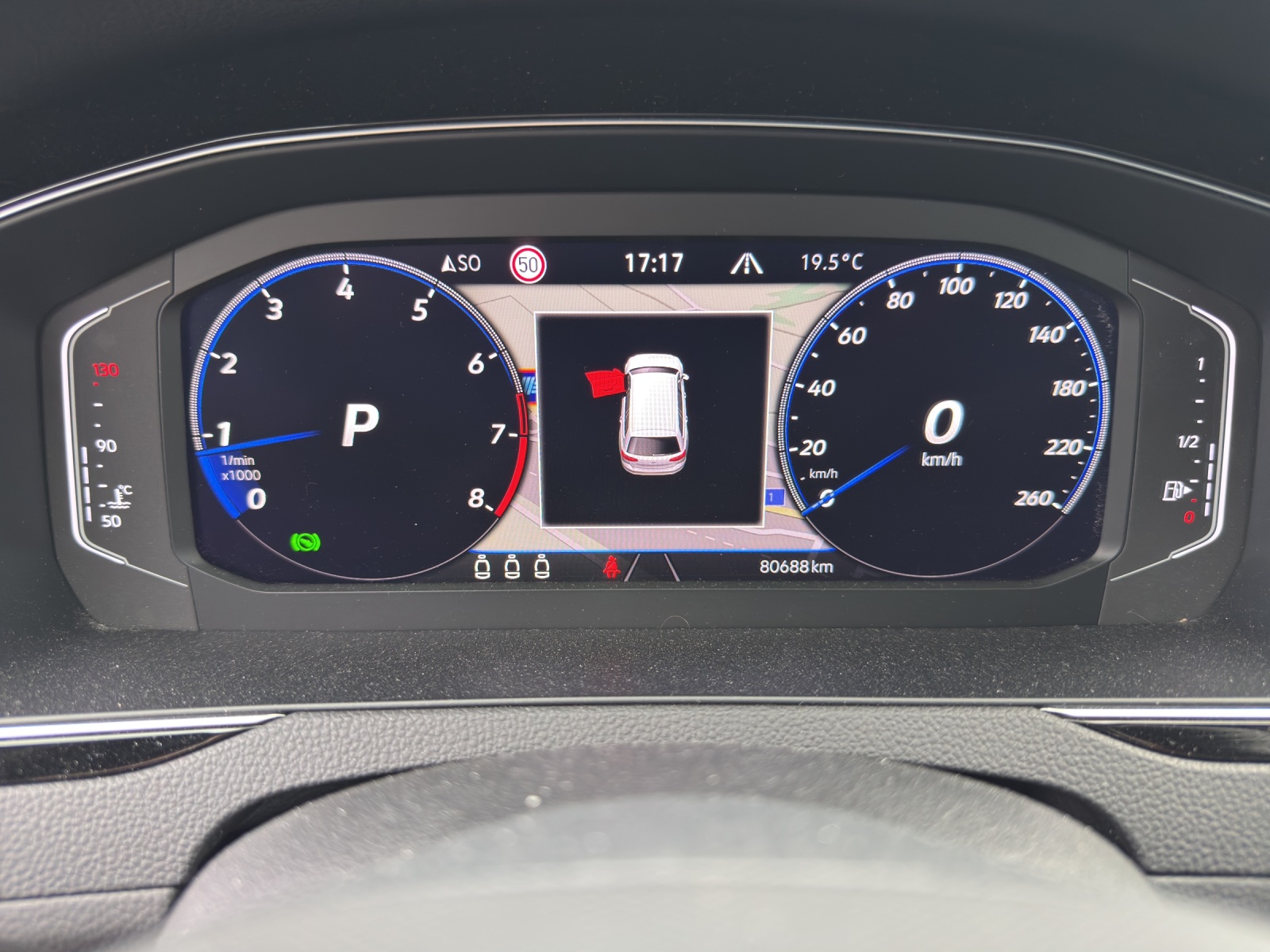 VW Passat Variant 2.0 TSI Elegance 4Motion DSG-image-15