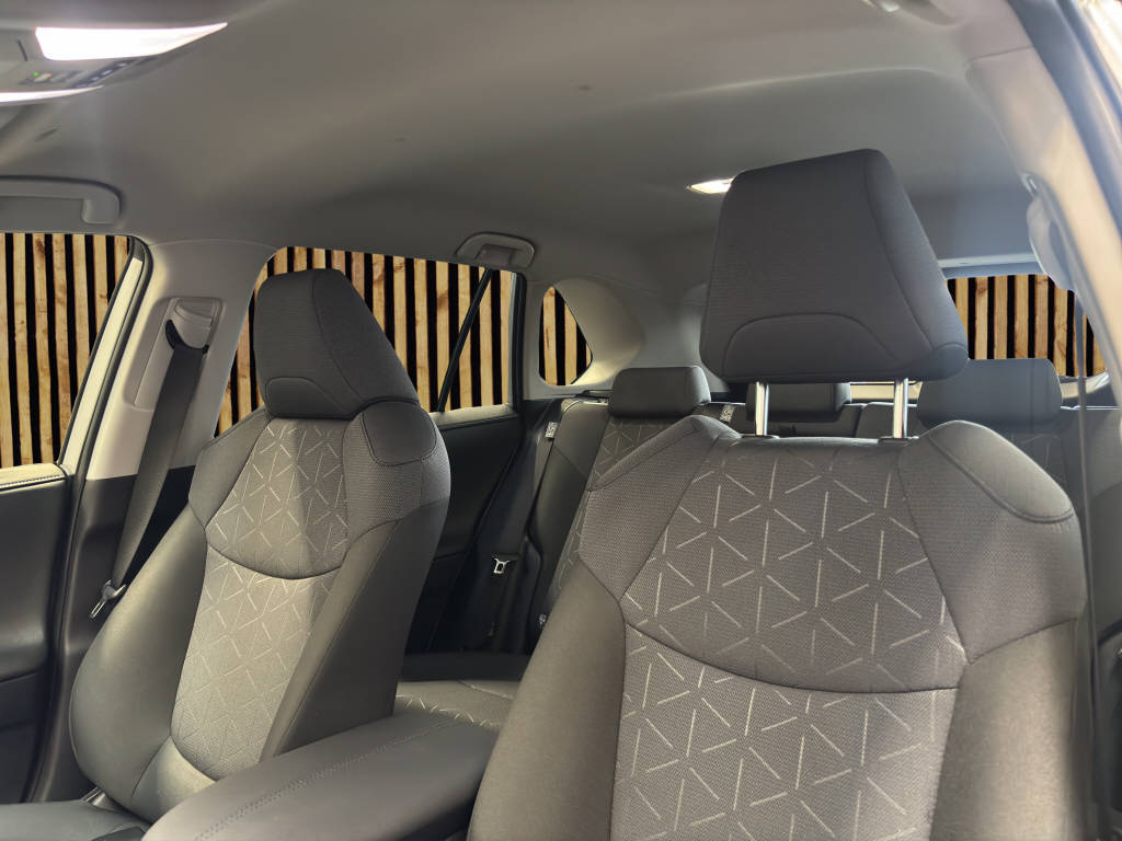 TOYOTA RAV-4 2.5 HEV Trend-image-12