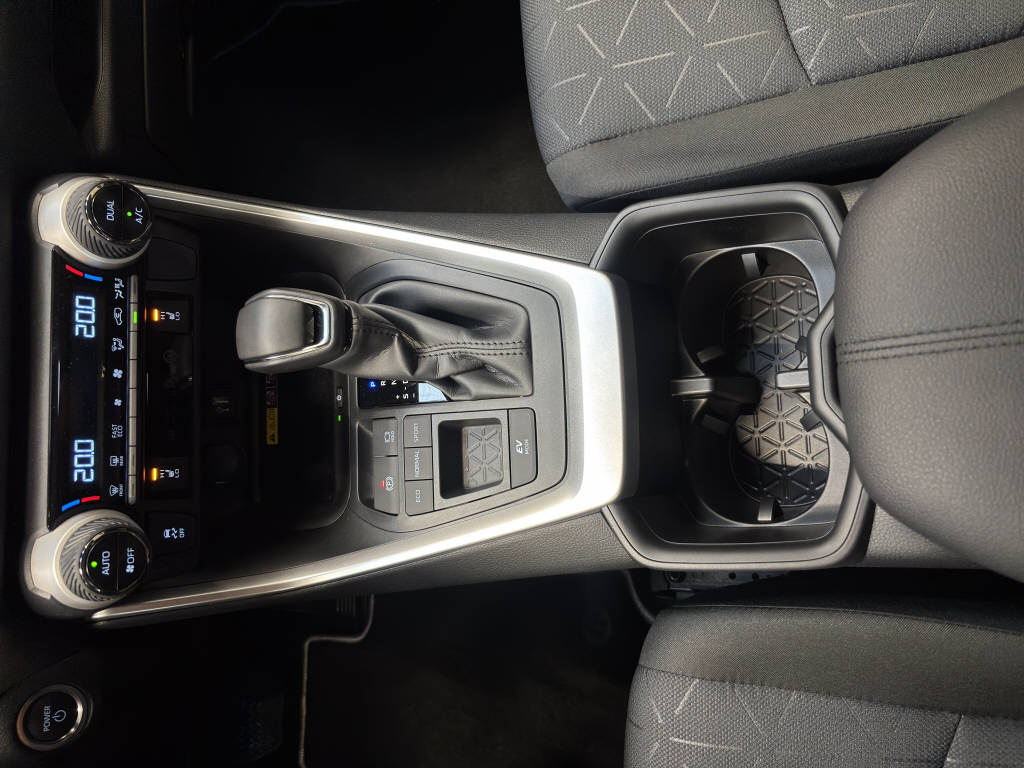 TOYOTA RAV-4 2.5 HEV Trend-image-11