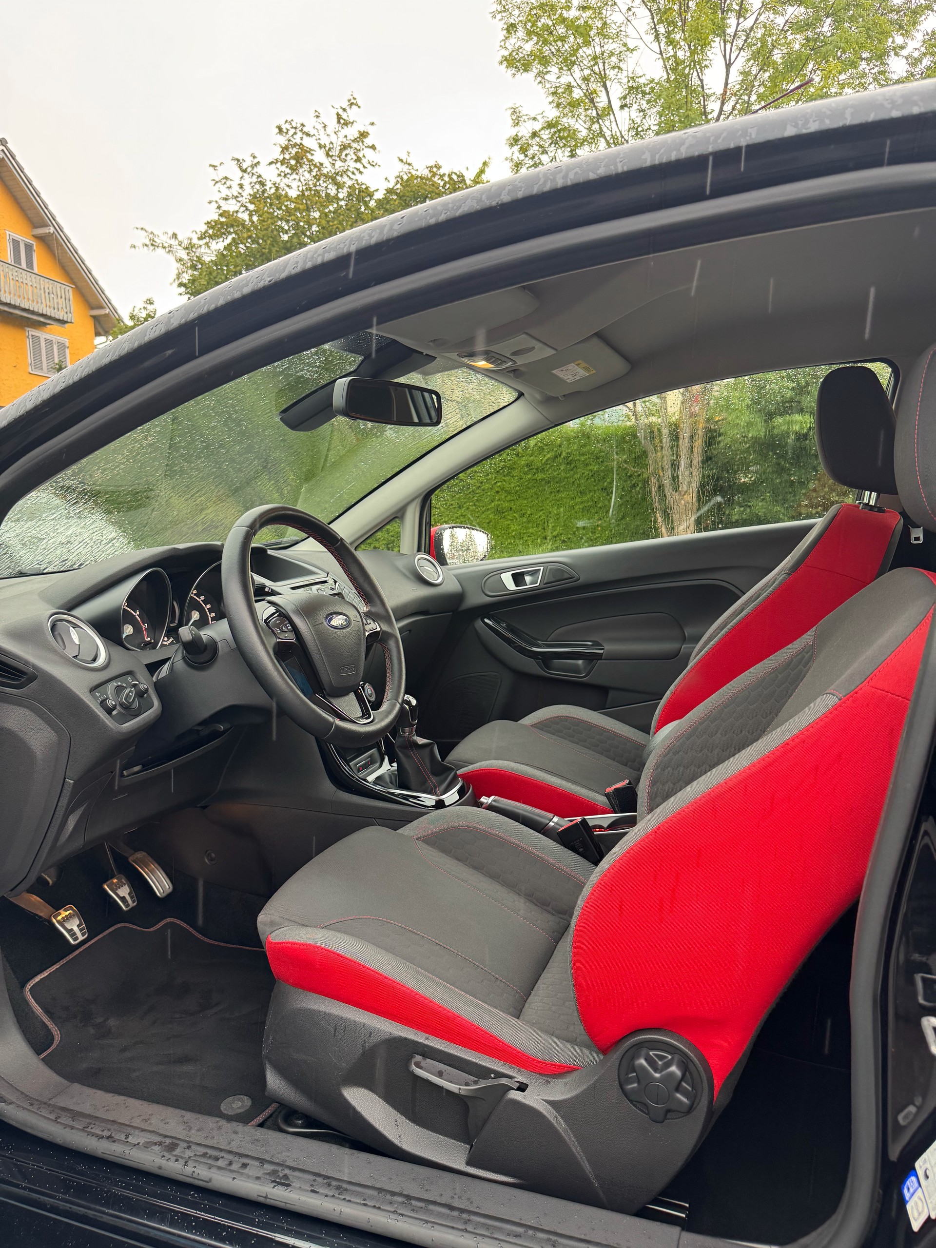 FORD Fiesta 1.0 SCTi Sport Red-image-5