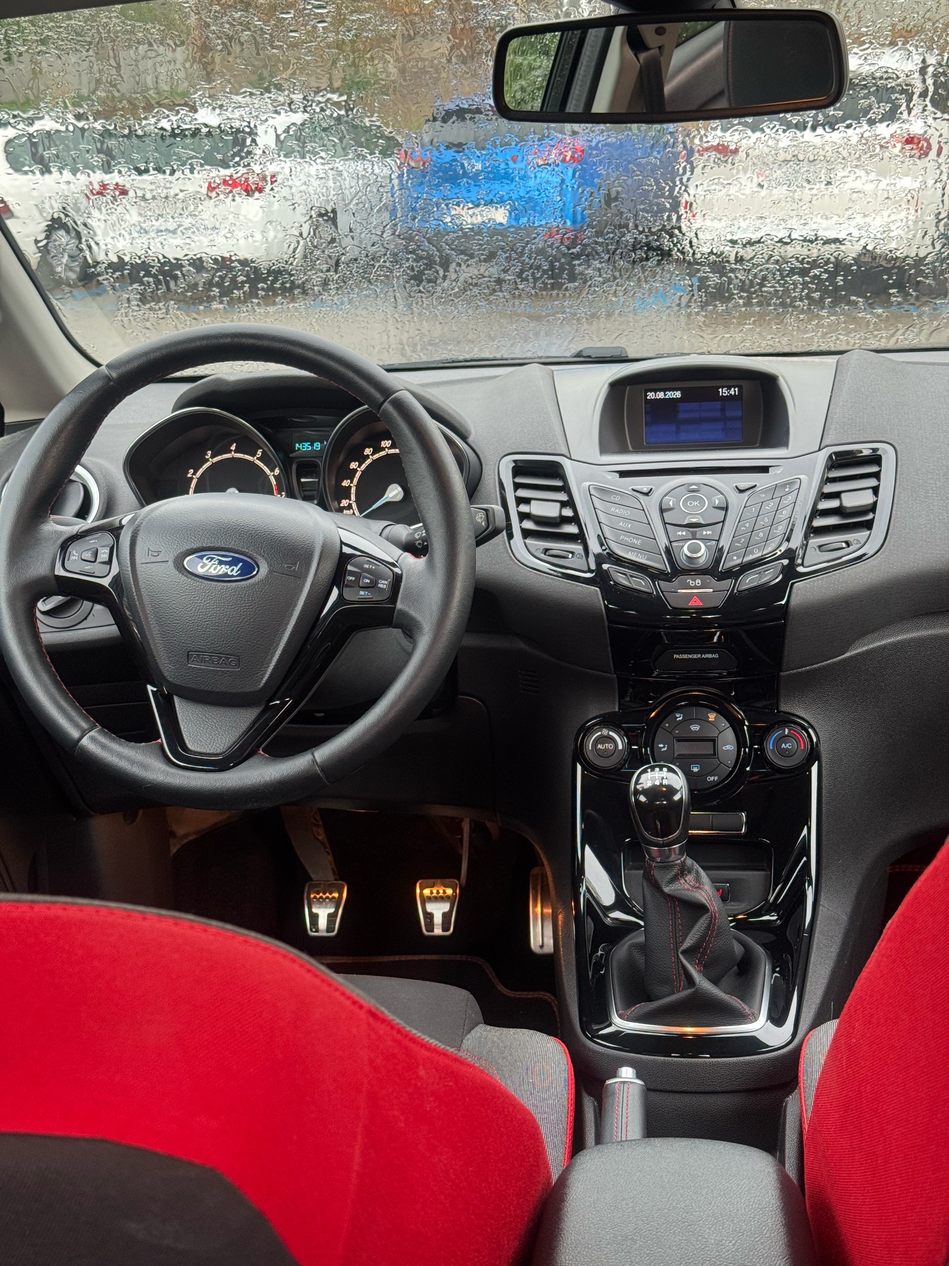 FORD Fiesta 1.0 SCTi Sport Red-image-4