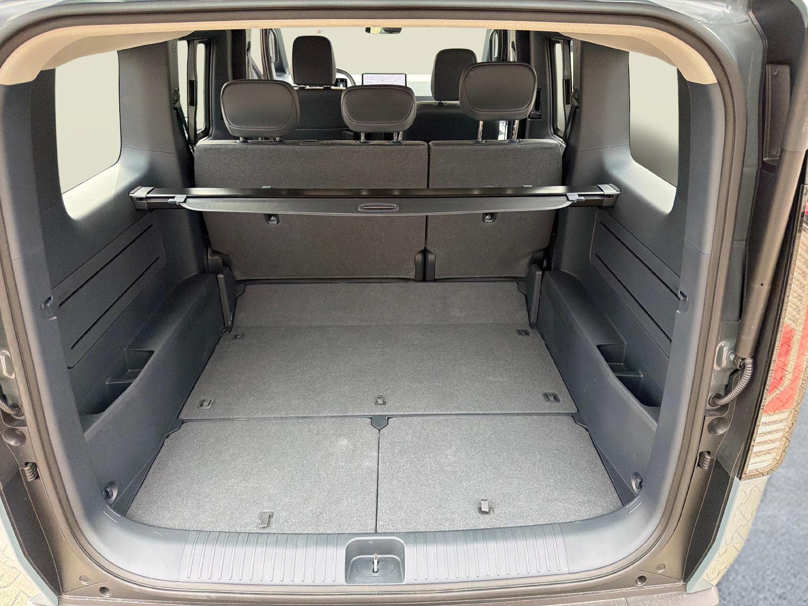 KIA PV5 Passenger 71.2 kWh Elite-Pack, Wärmepumpe, Vollausstatung-image-11