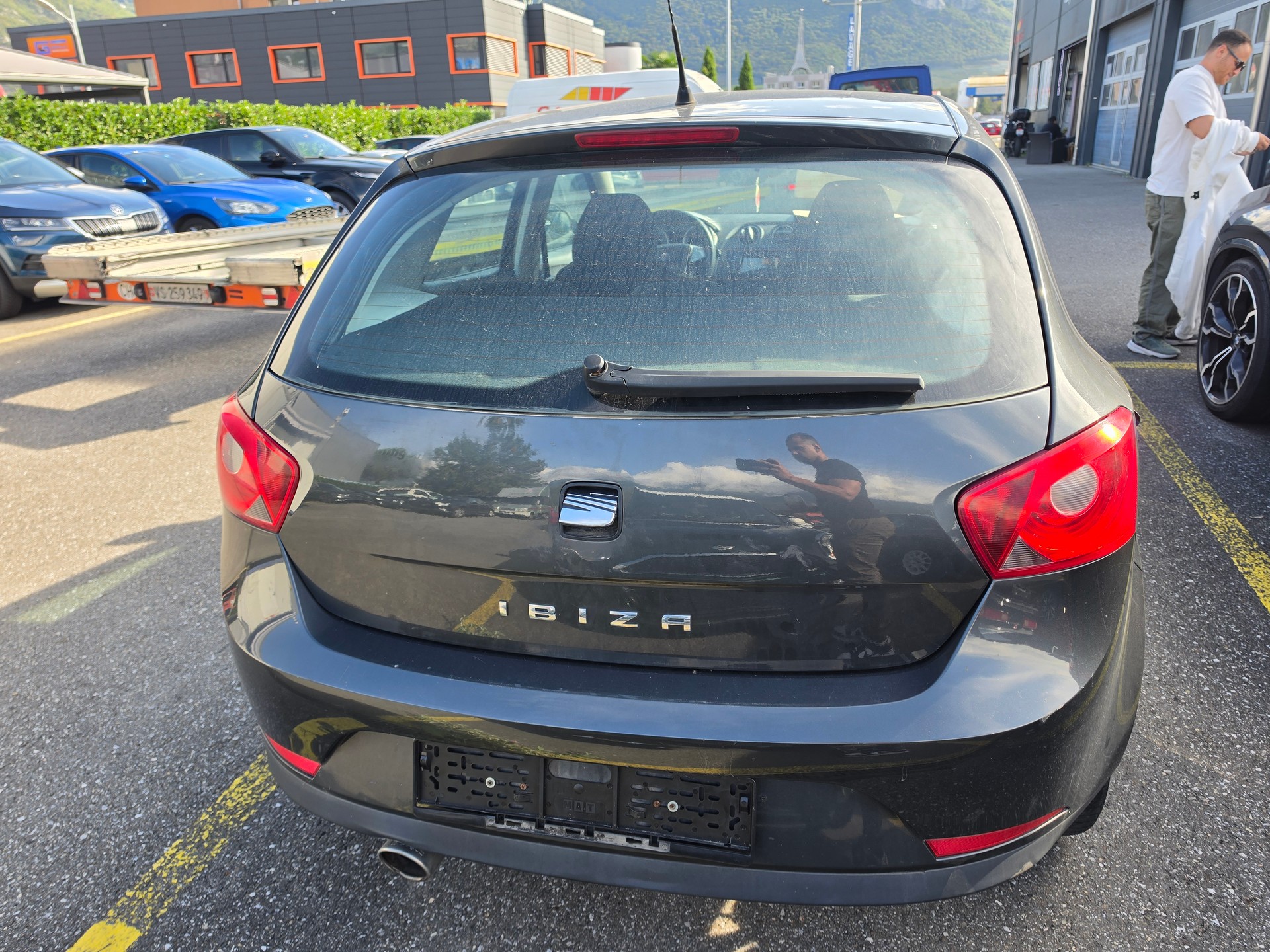 SEAT Ibiza 1.9 TDI Sport-showroom-element-3