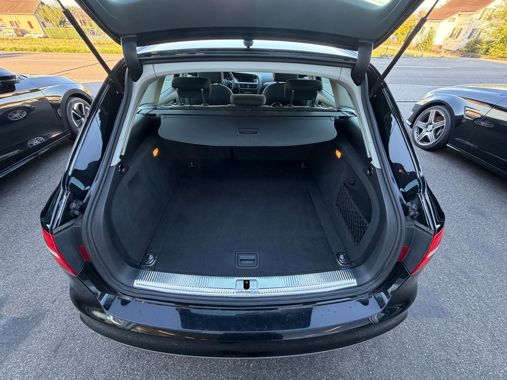 AUDI A4 Avant 2.0 TDI S-Line multitronic-image-9