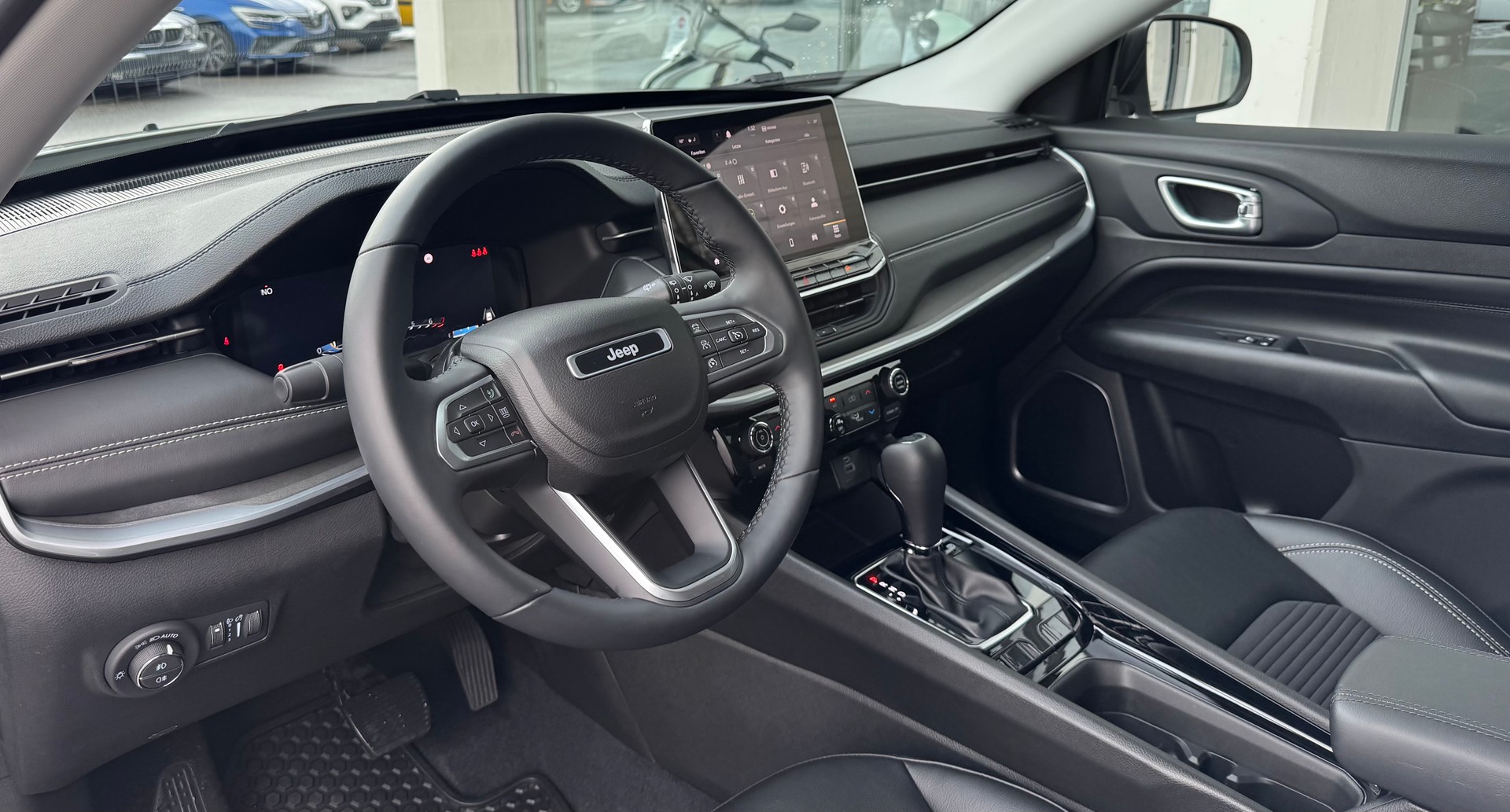 JEEP Compass 4x2 1.5 T MHEV Swiss Limited-image-6