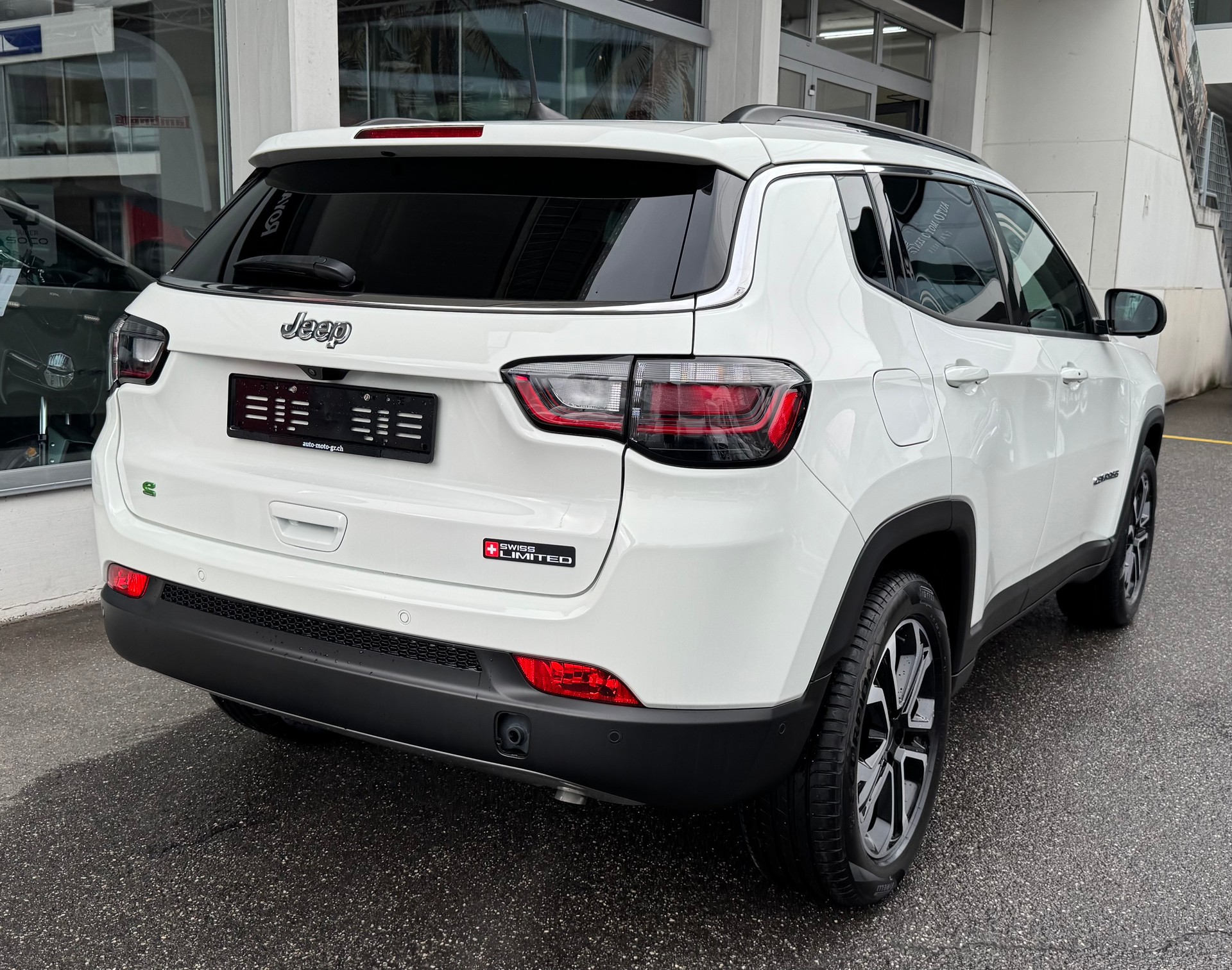 JEEP Compass 4x2 1.5 T MHEV Swiss Limited-image-4