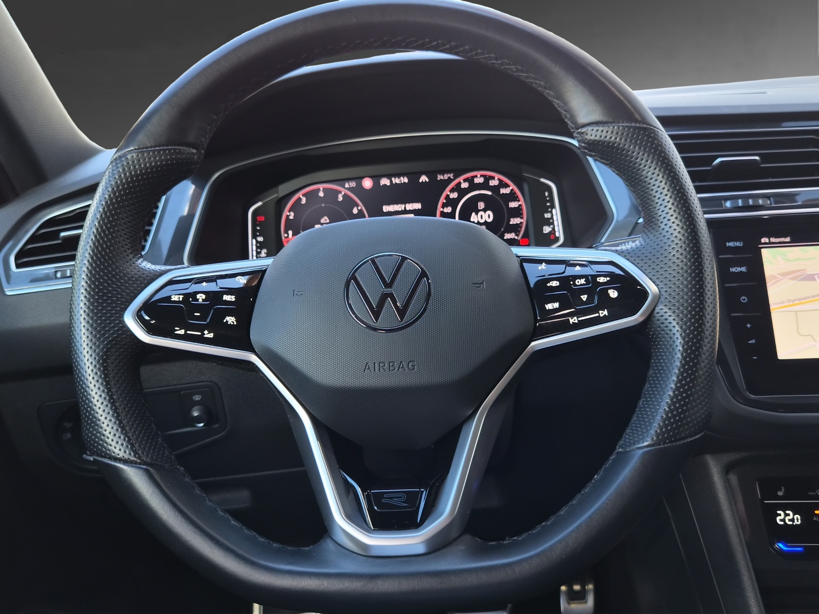 VW Tiguan 2.0TSI R-Line 4Motion DSG-image-8