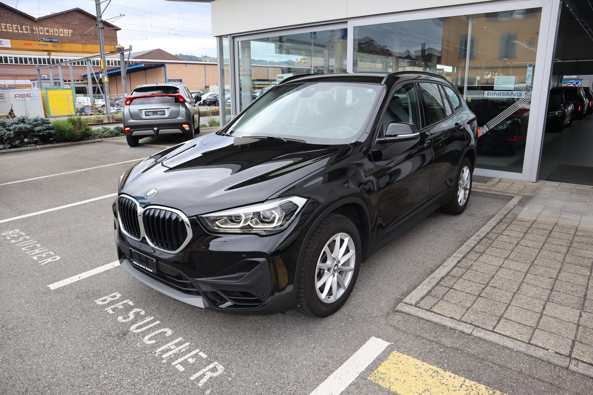 BMW X1 xDrive 20i Steptronic 4x4 Euro 6-image-2