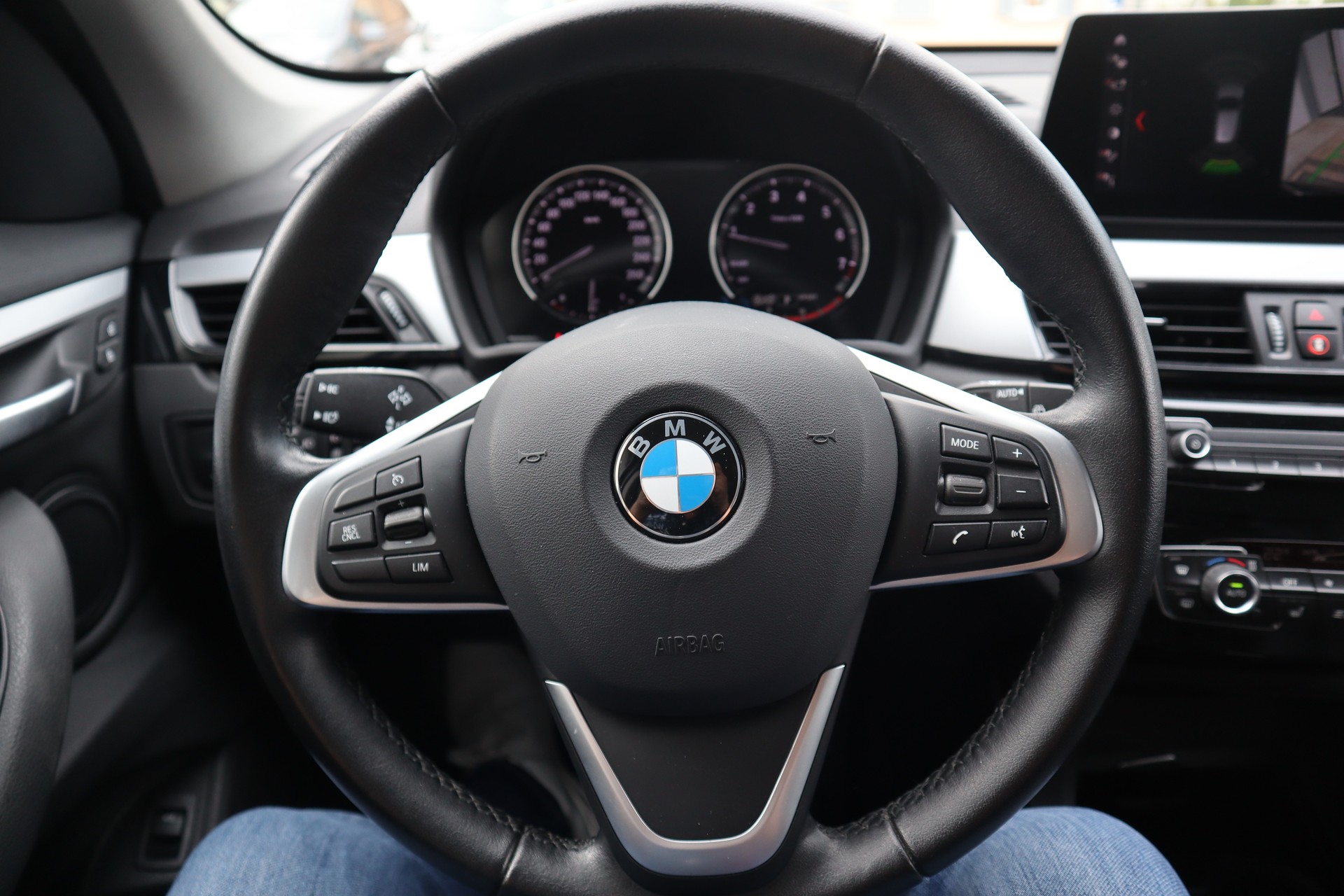 BMW X1 xDrive 20i Steptronic 4x4 Euro 6-image-6