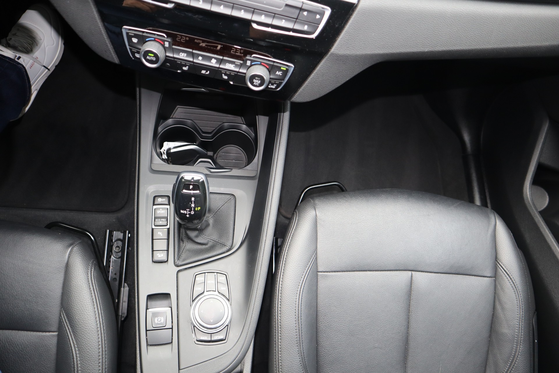 BMW X1 xDrive 20i Steptronic 4x4 Euro 6-image-11