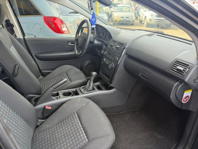 MERCEDES-BENZ A 150 Classic-image-10