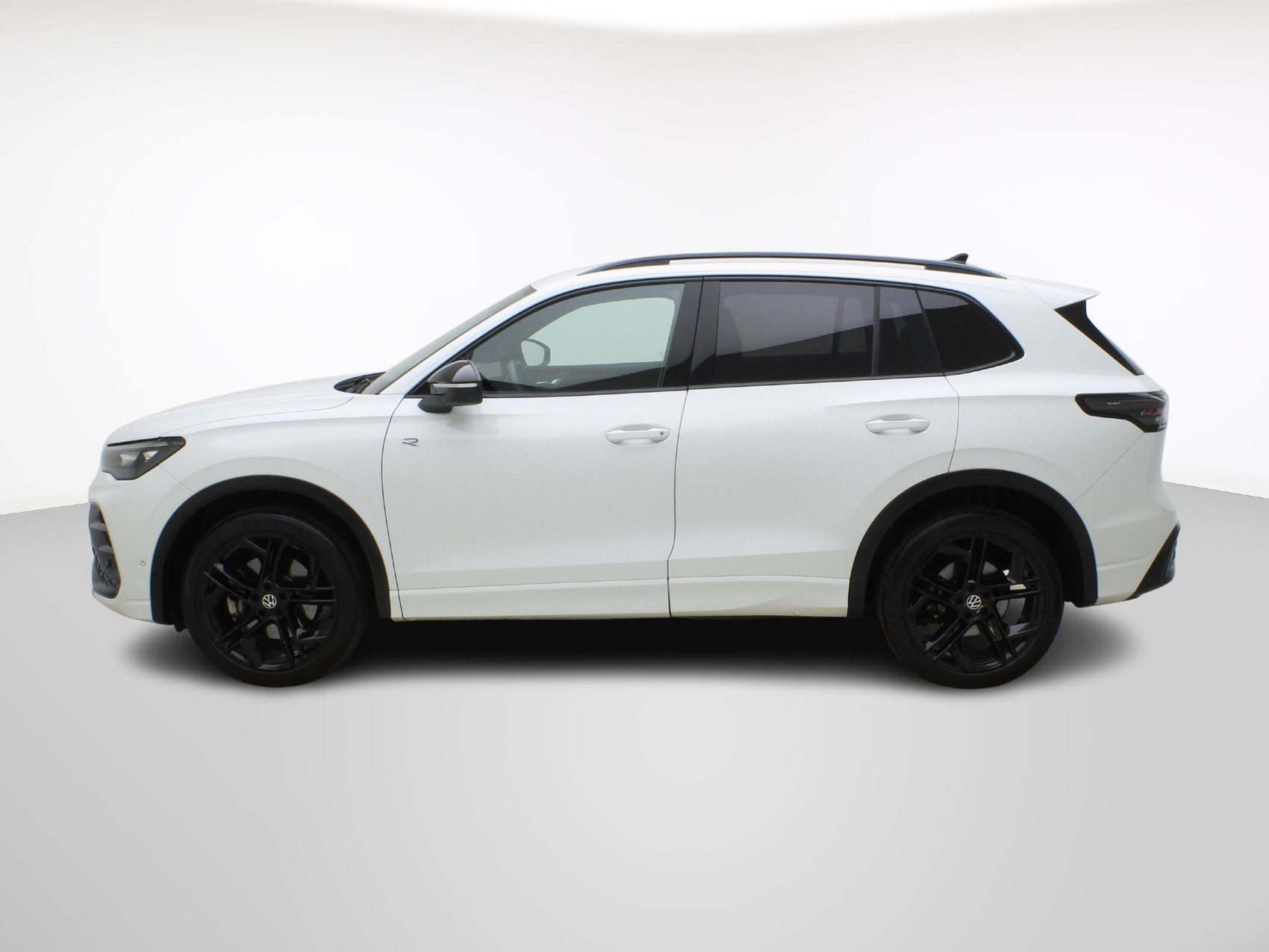 VW Tiguan 2.0 TSI DSG R-Line Black Style 4Motion **VW Werksgarantie bis 12/2030**-image-2
