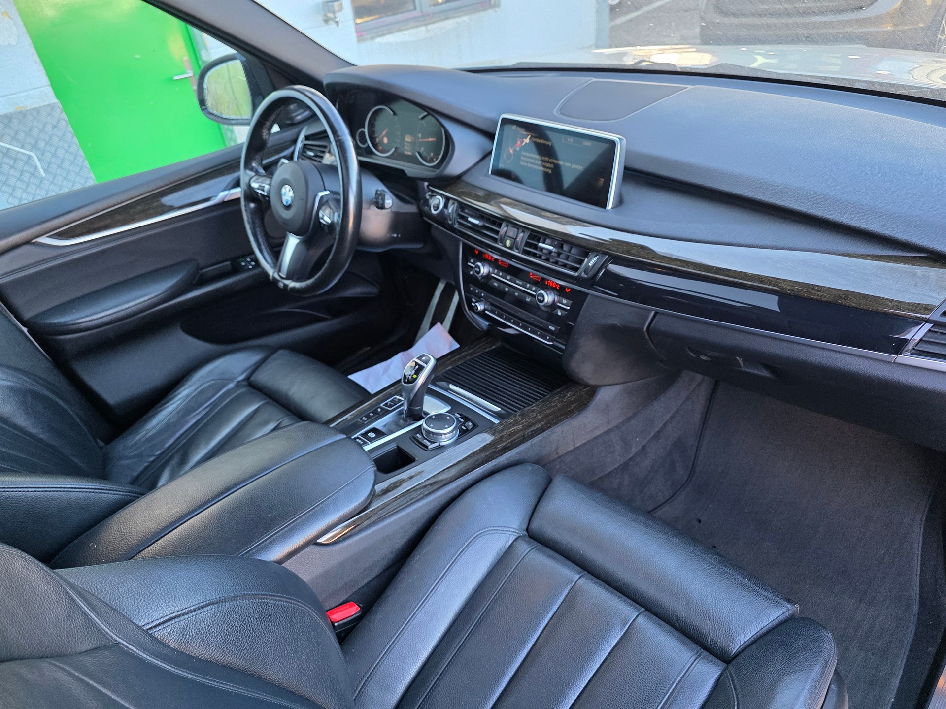 BMW X5 xDrive 40d Steptronic-image-26