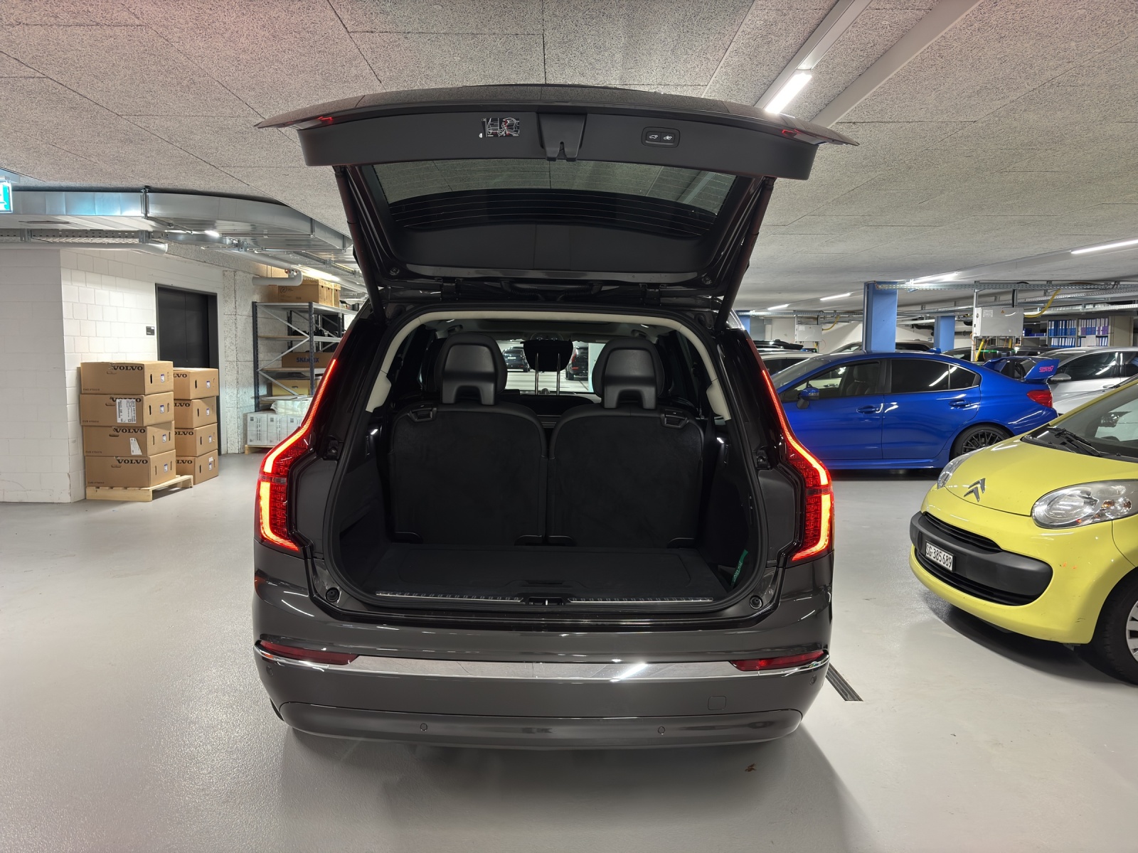 VOLVO XC90 2.0 T8 TE XCLUSIVE Edition Bright eAWD-image-11