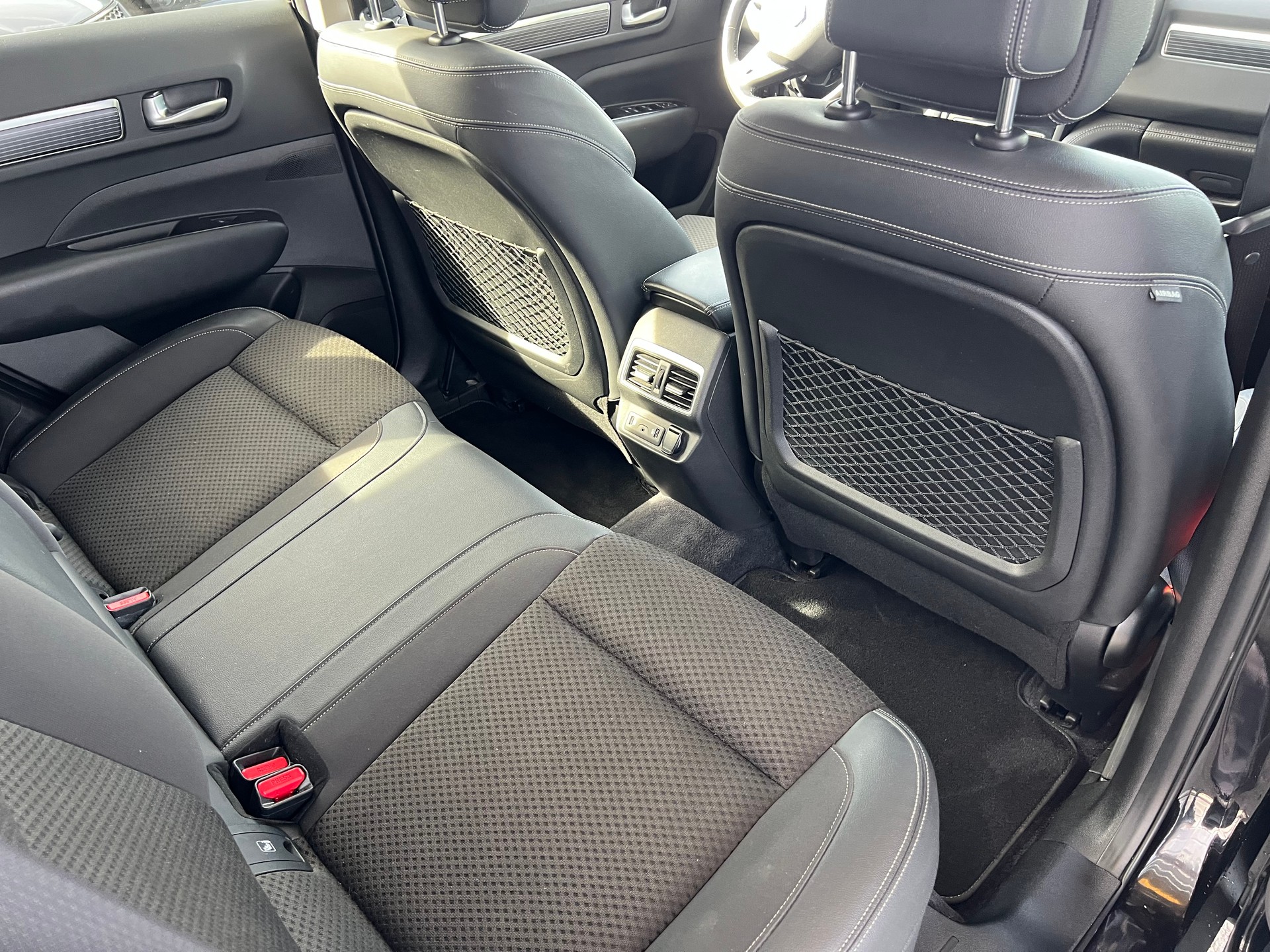 RENAULT Koleos 2.0 dCi 4x4 Xtronic *** Navigation * Anhängerkupplung 2000 kg. * frisch ab MFK *** 12 /24 Mt. Garantie möglich **-image-12