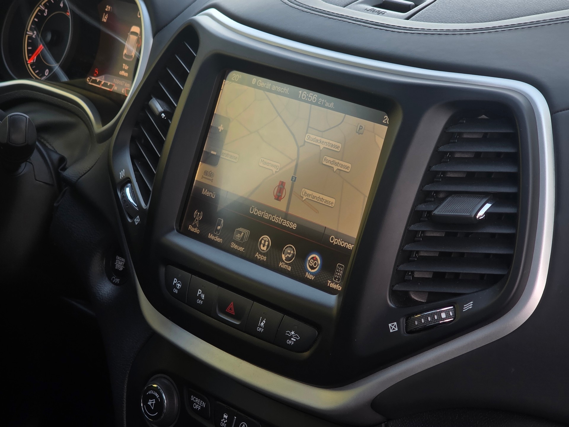 JEEP Cherokee 2.2TD Overland AWD 9ATX AD * CH-Fahrzeug * ab MFK *-image-20
