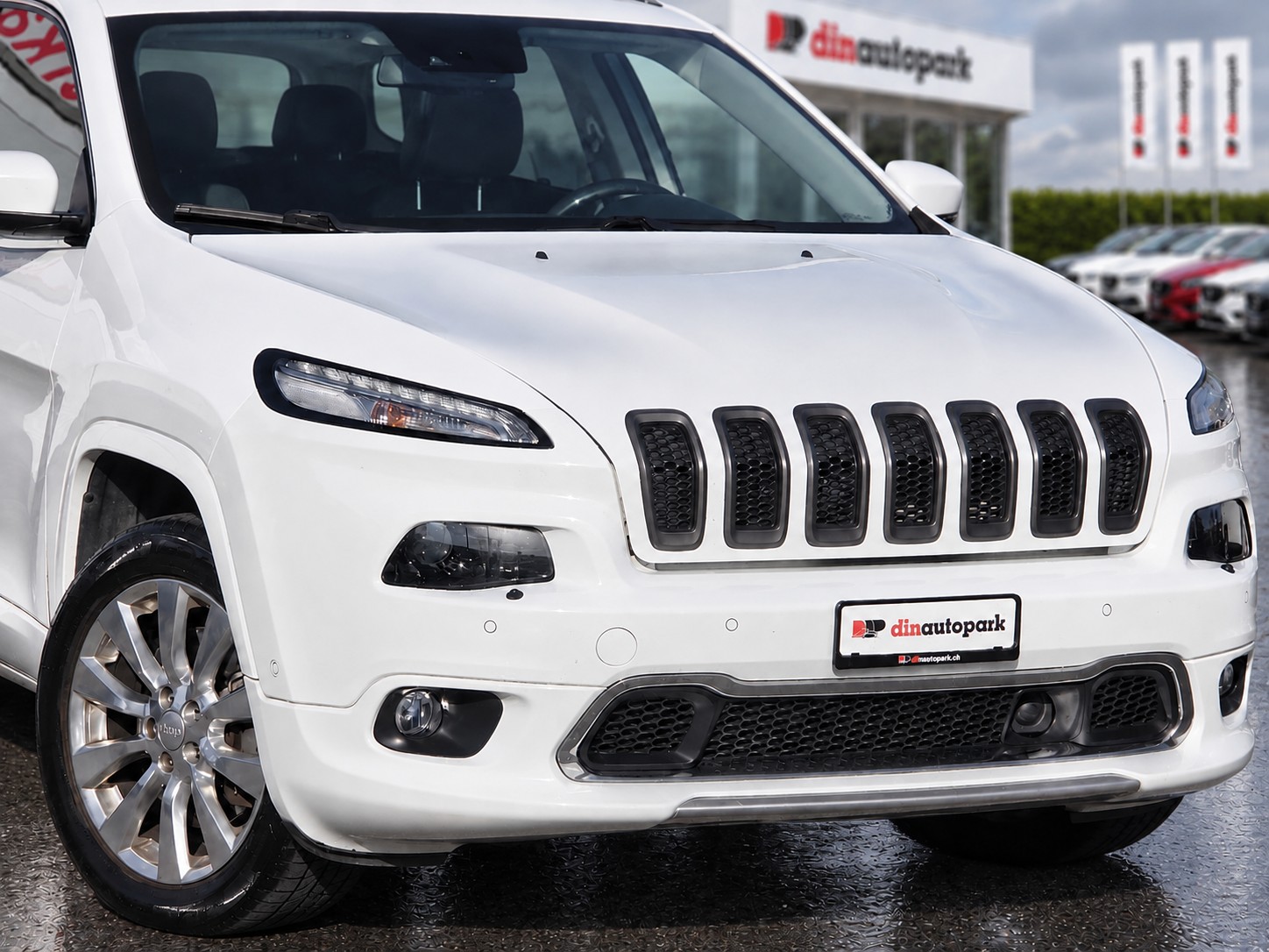 JEEP Cherokee 2.2TD Overland AWD 9ATX AD * CH-Fahrzeug * ab MFK *-image-2