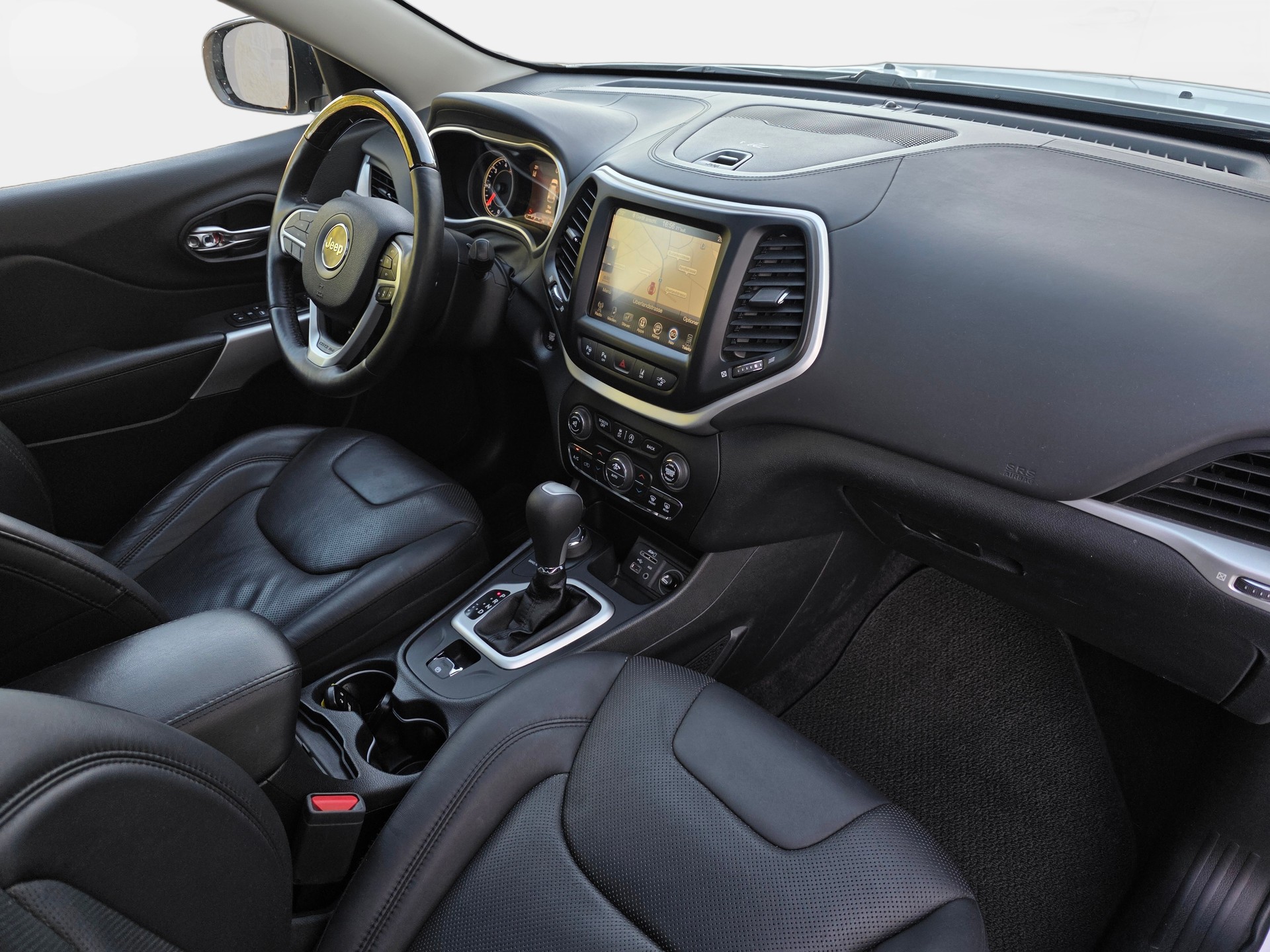 JEEP Cherokee 2.2TD Overland AWD 9ATX AD * CH-Fahrzeug * ab MFK *-image-18