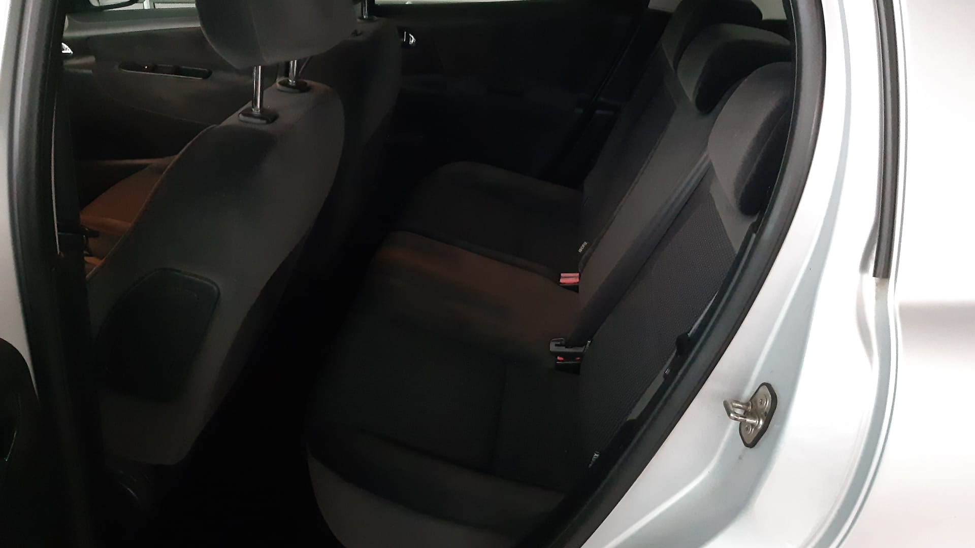 PEUGEOT 207 1.6 16V XS-image-13
