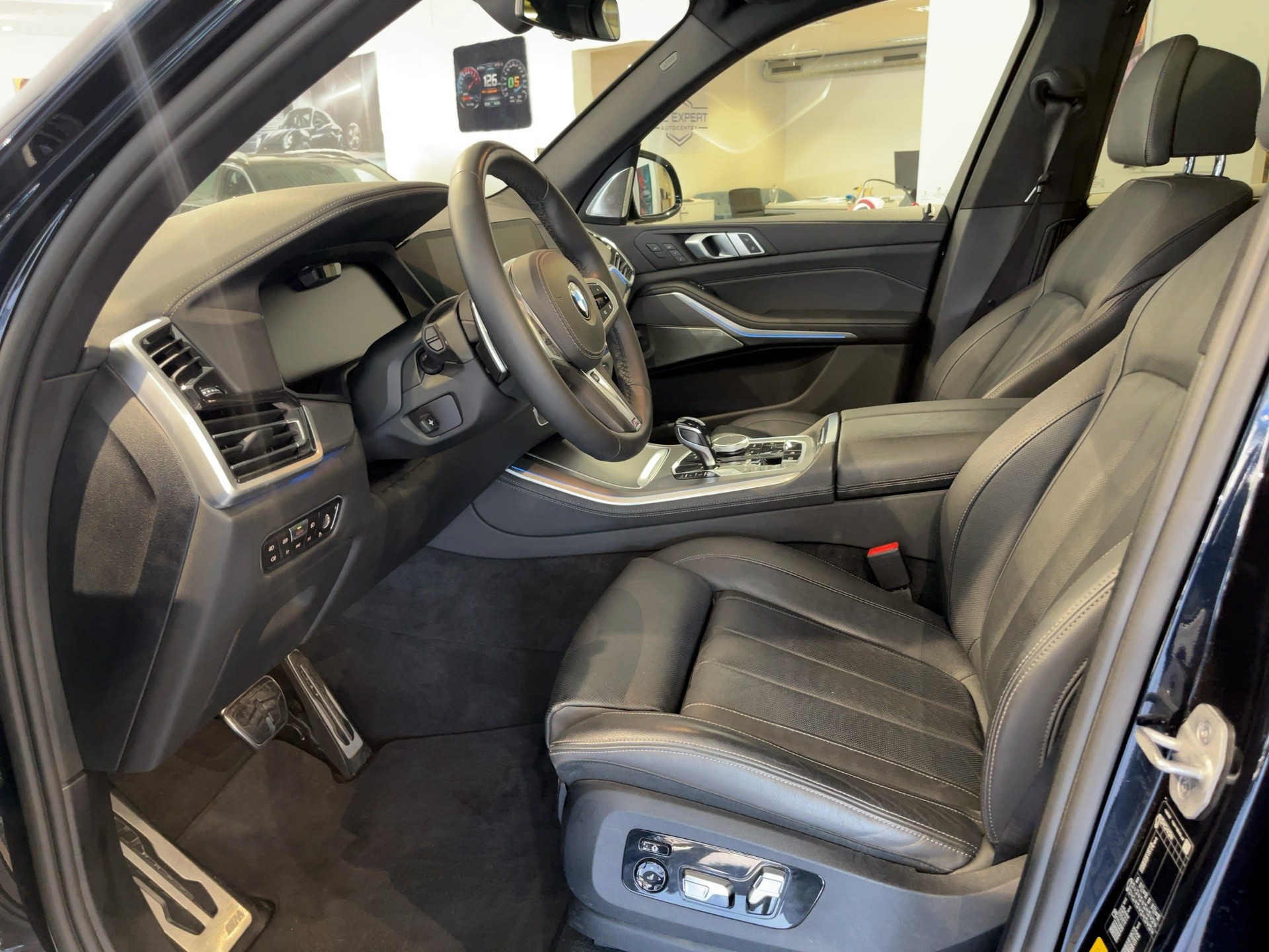 BMW X5 xDrive45e M Sport Steptronic-image-7
