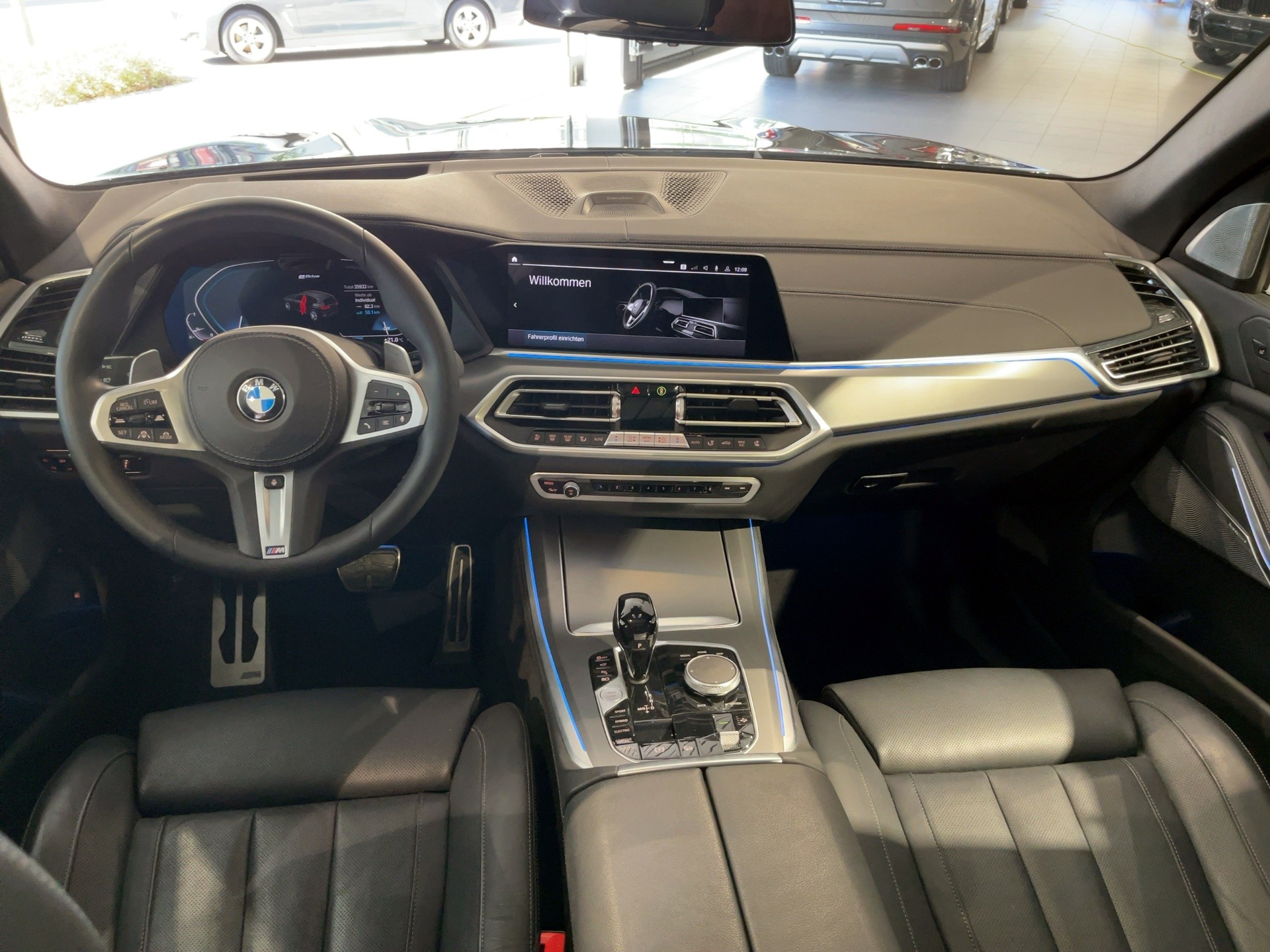BMW X5 xDrive45e M Sport Steptronic-image-10