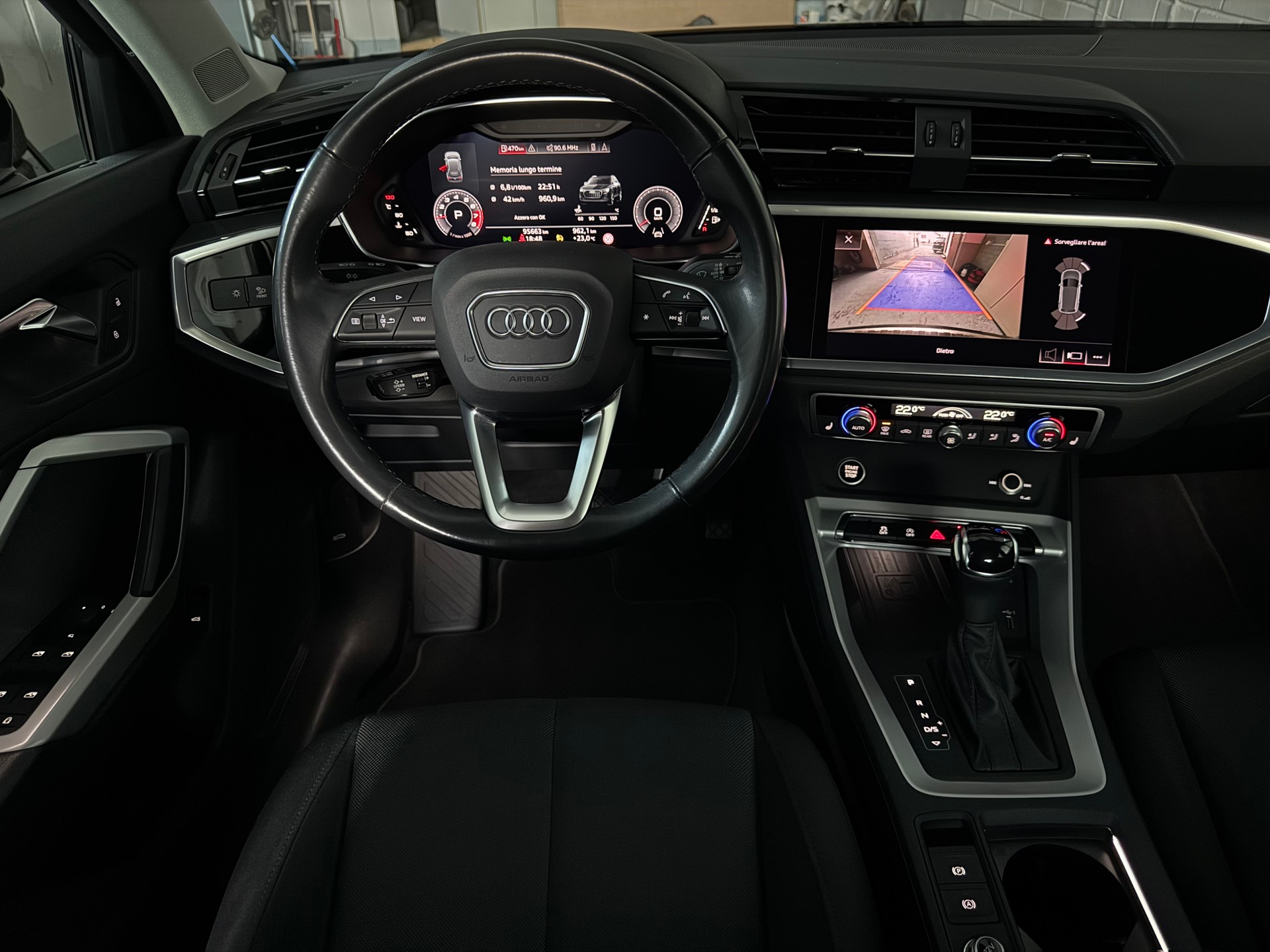 AUDI Q3 35 TFSI S-tronic-image-7
