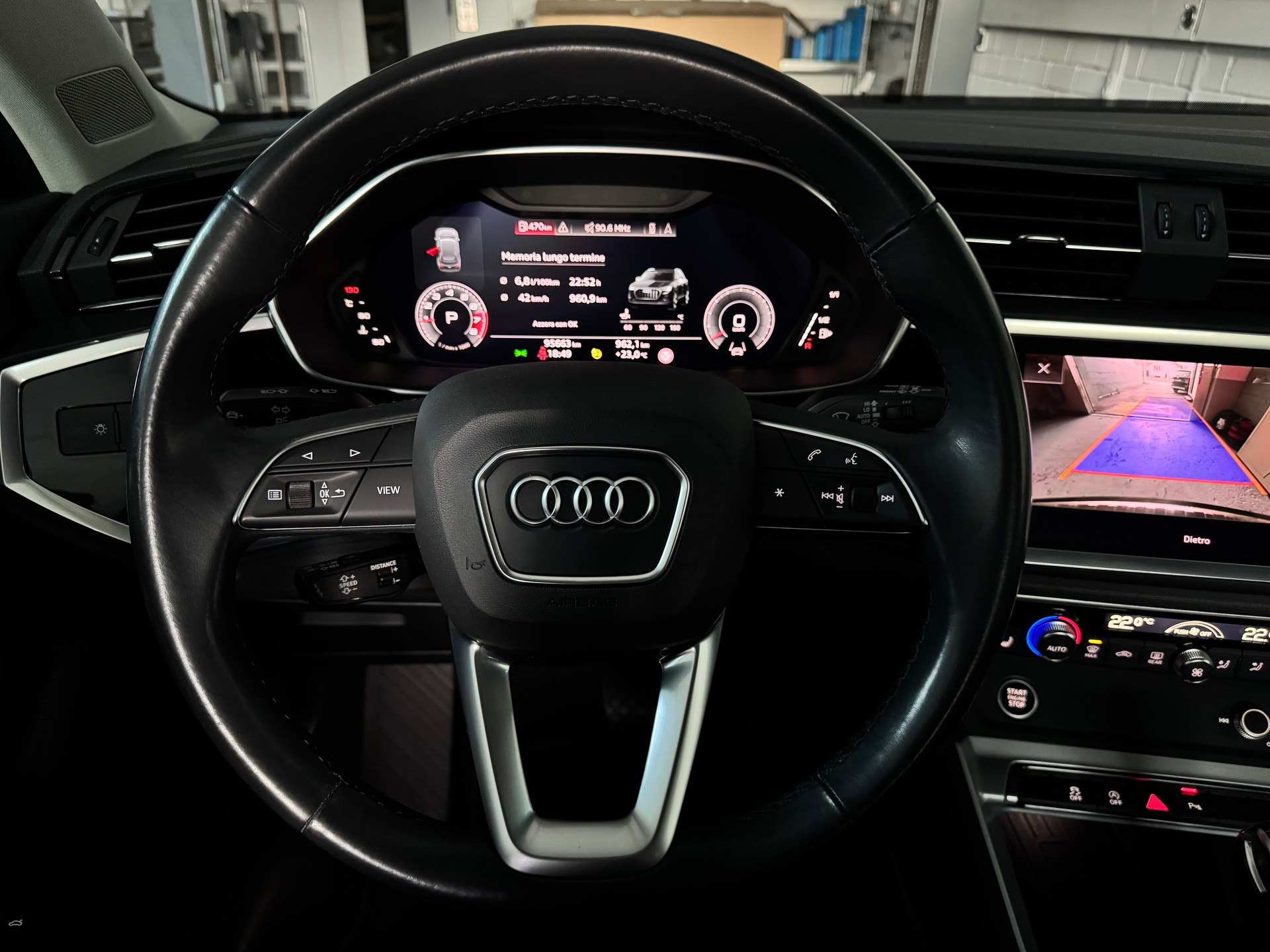 AUDI Q3 35 TFSI S-tronic-image-8