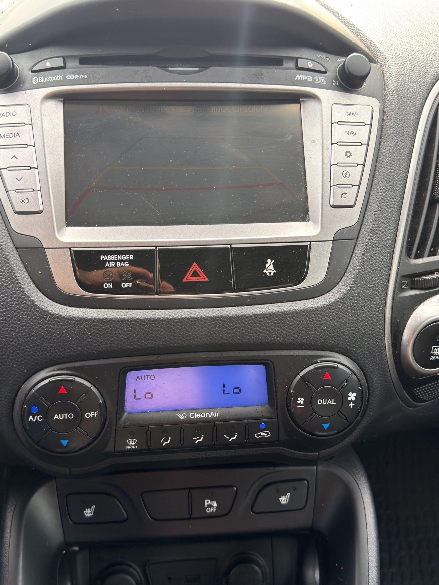 HYUNDAI iX 35 2.0 CRDi Premium 4WD-image-10