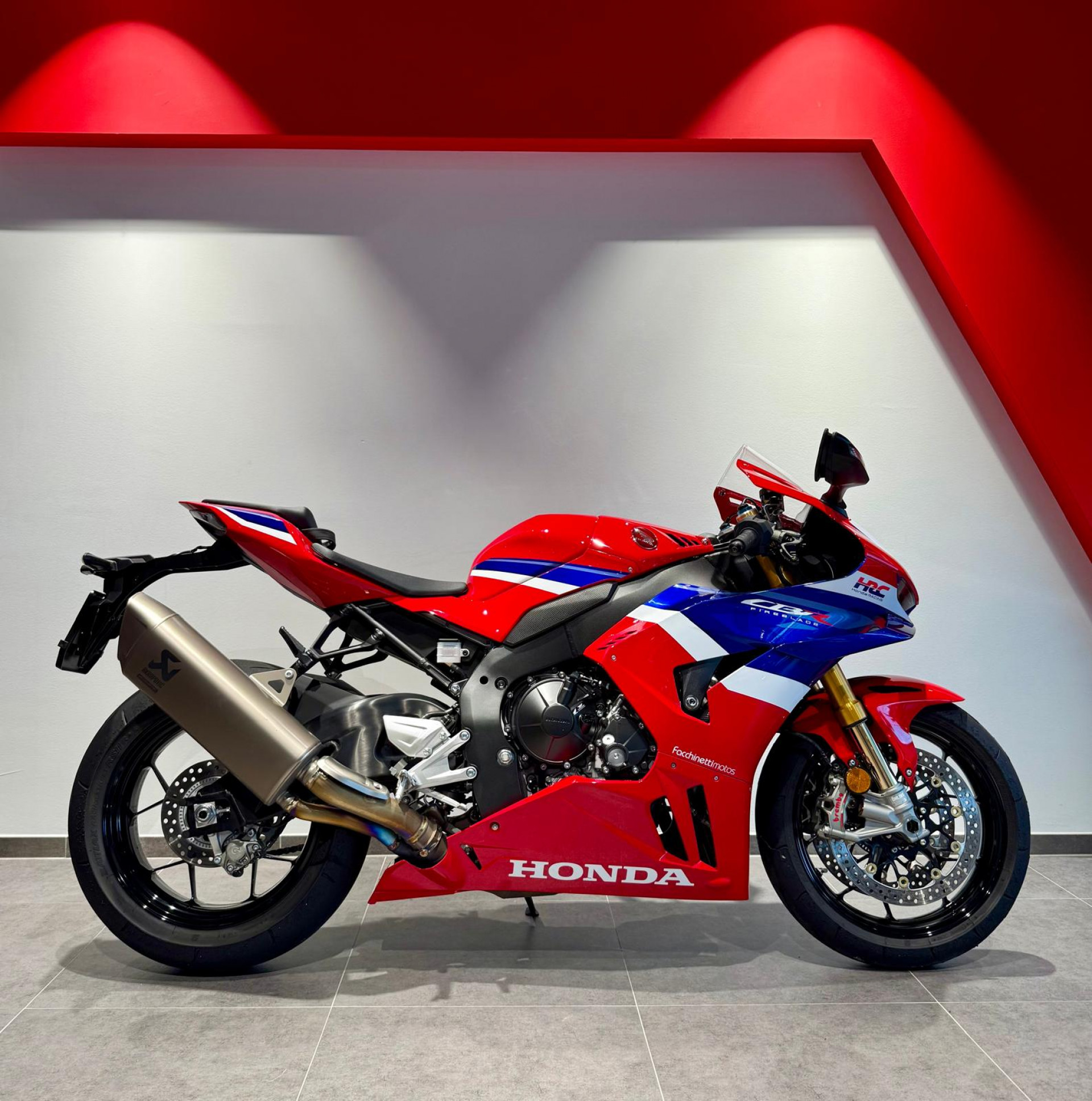 HONDA CBR 1000 RR-R Fireblade SP-showroom-element-1