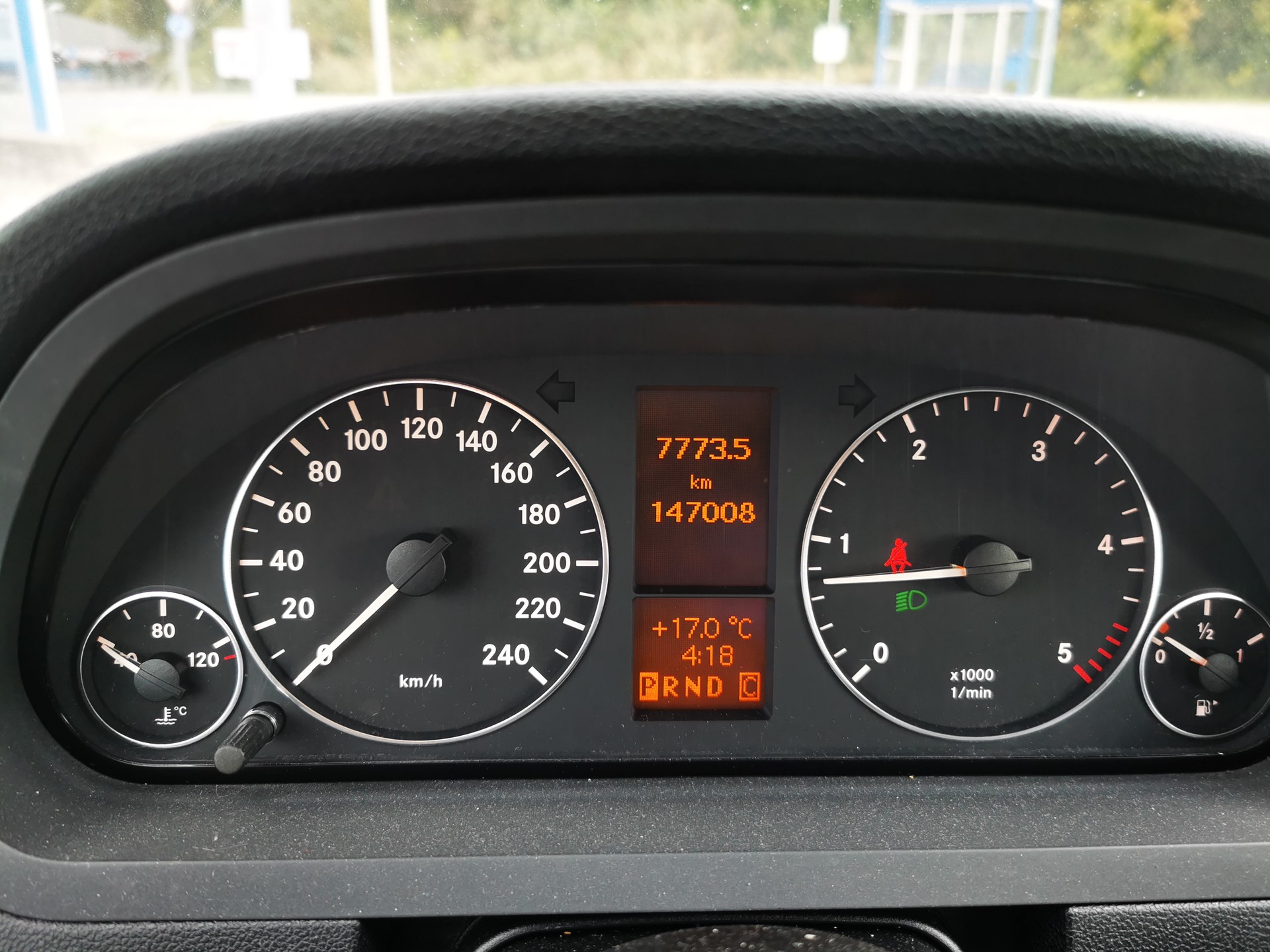 MERCEDES-BENZ A 200 CDI Avantgarde Edition A-image-11
