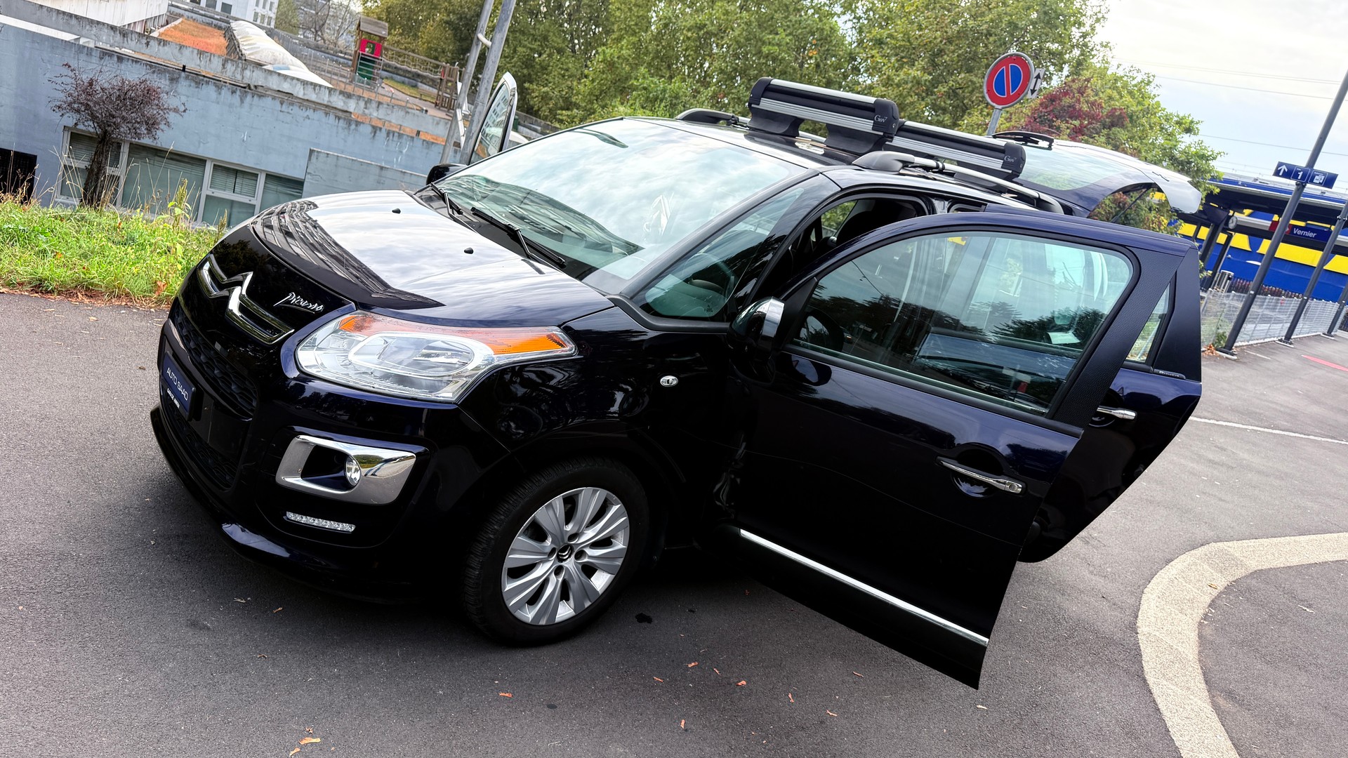 CITROEN C3 Picasso 1.6 HDi Exclusive EGS6-image-13