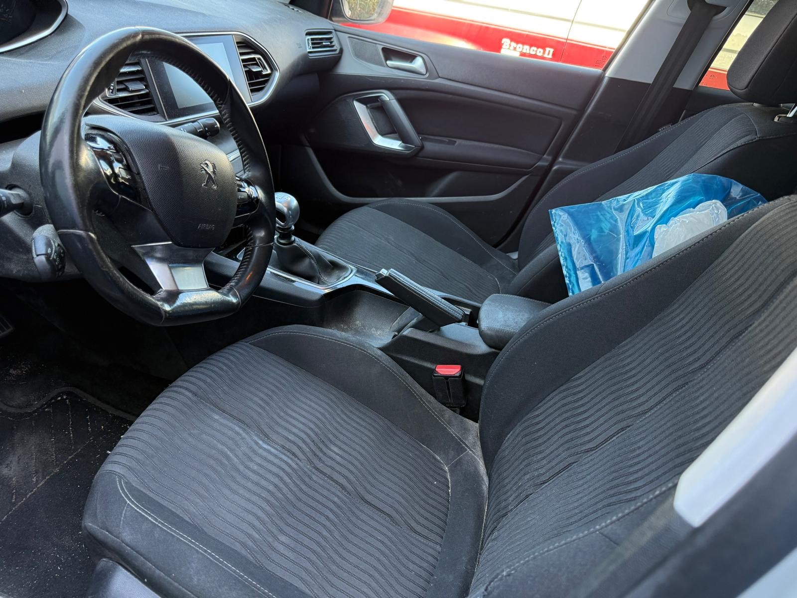 PEUGEOT 308 SW 1.6 BlueHDI Active-image-6