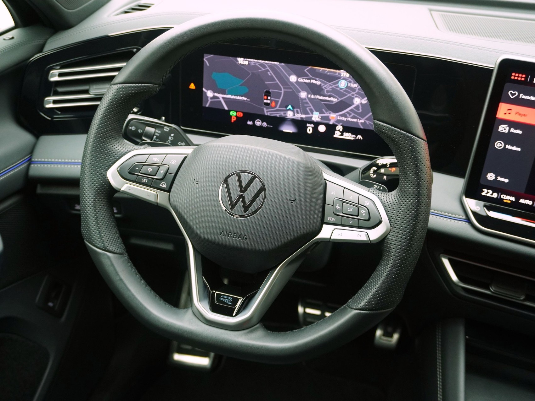 VW Tiguan 2.0 TSI DSG R-Line Black Style 4Motion **VW Werksgarantie bis 12/2030**-image-12