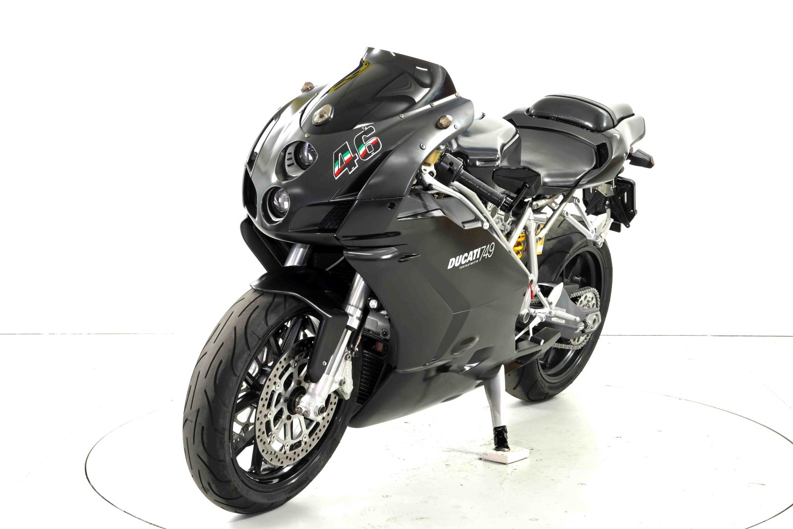 DUCATI 749-S-showroom-element-2