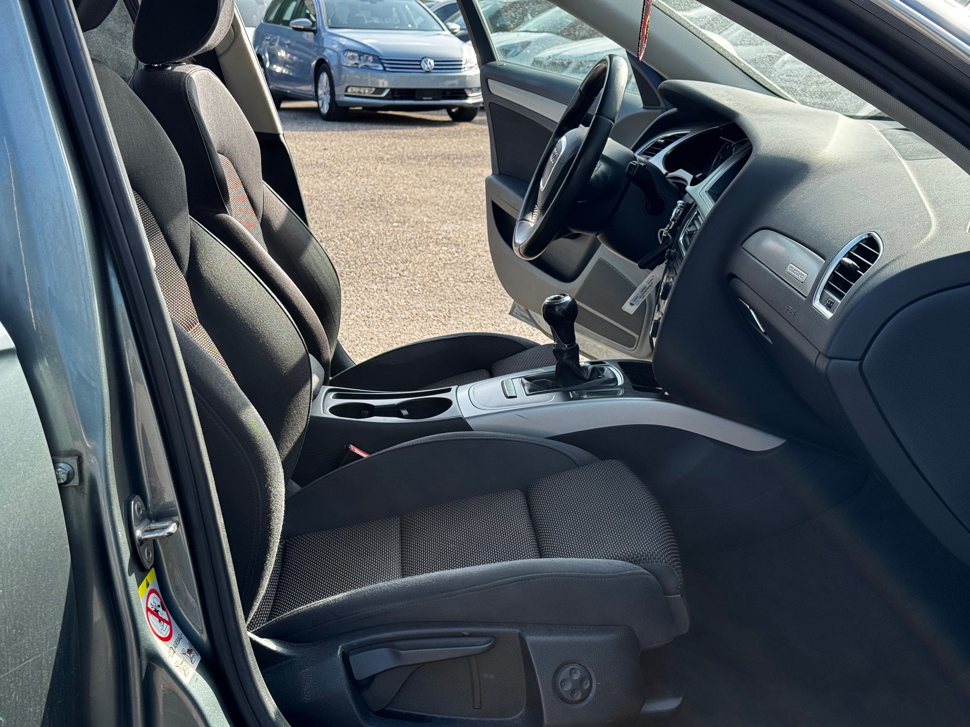 AUDI A4 allroad 2.0 TFSI quattro-image-13