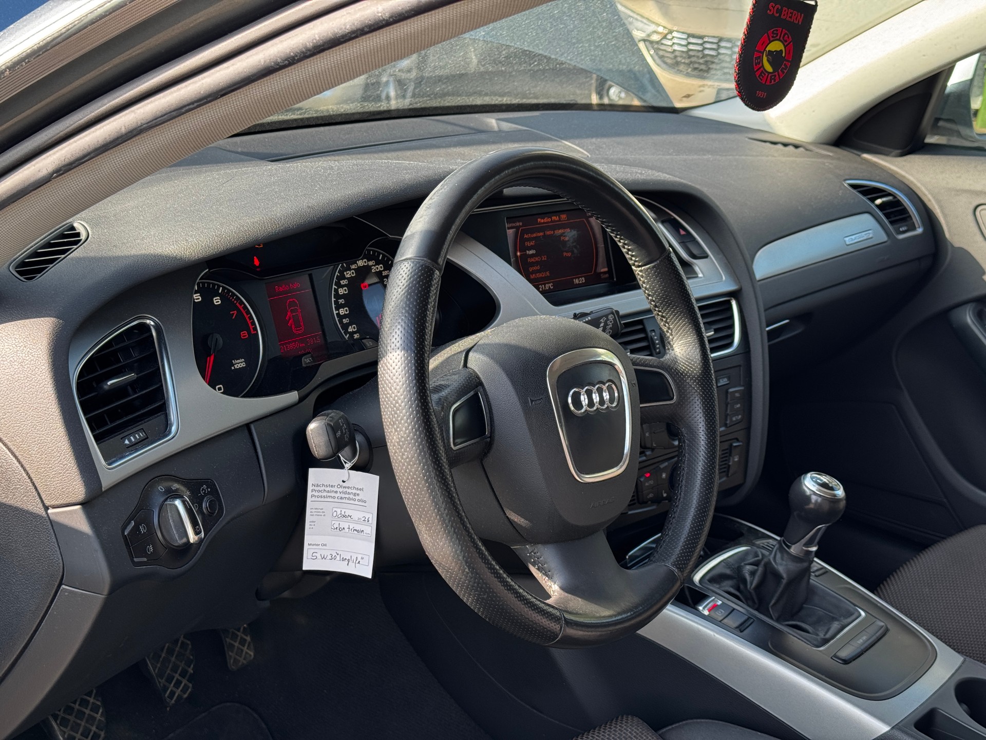 AUDI A4 allroad 2.0 TFSI quattro-image-11