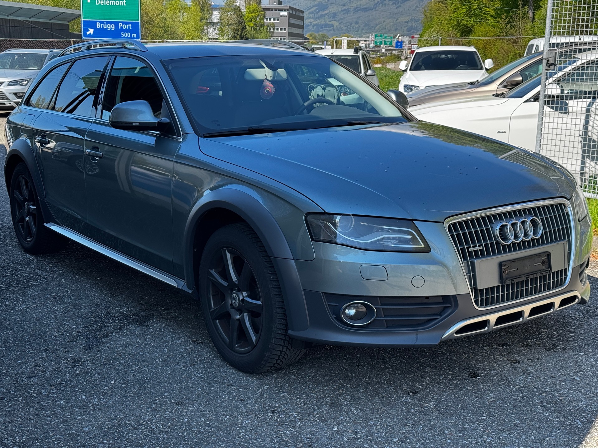 AUDI A4 allroad 2.0 TFSI quattro-image-4