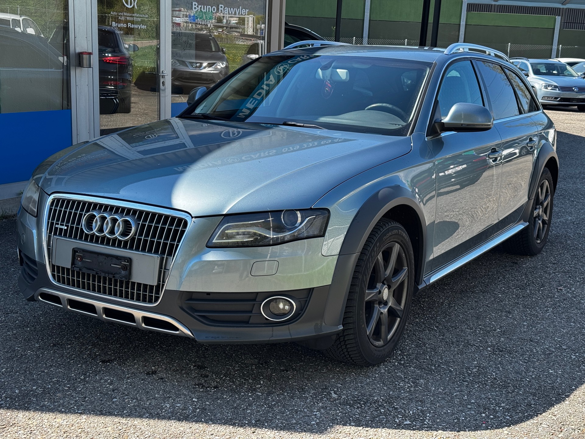 AUDI A4 allroad 2.0 TFSI quattro-image-3