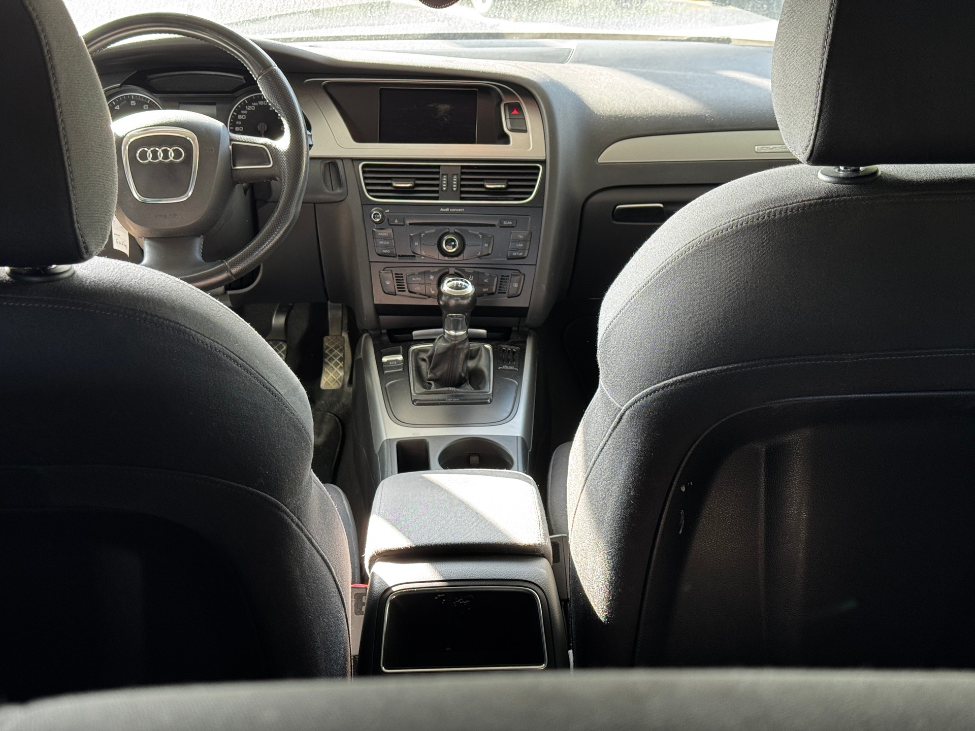 AUDI A4 allroad 2.0 TFSI quattro-image-8