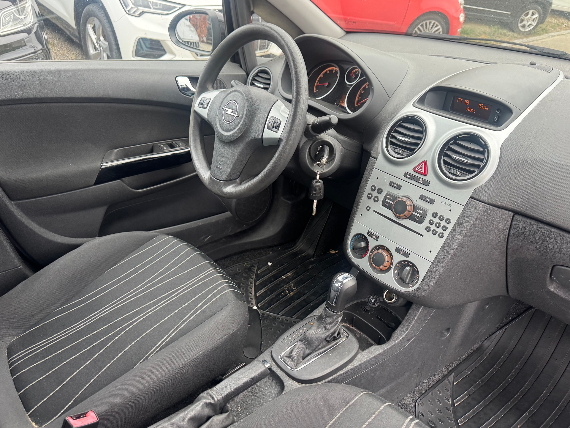 OPEL Corsa 1.4 TP Color Edition Automatic-image-8