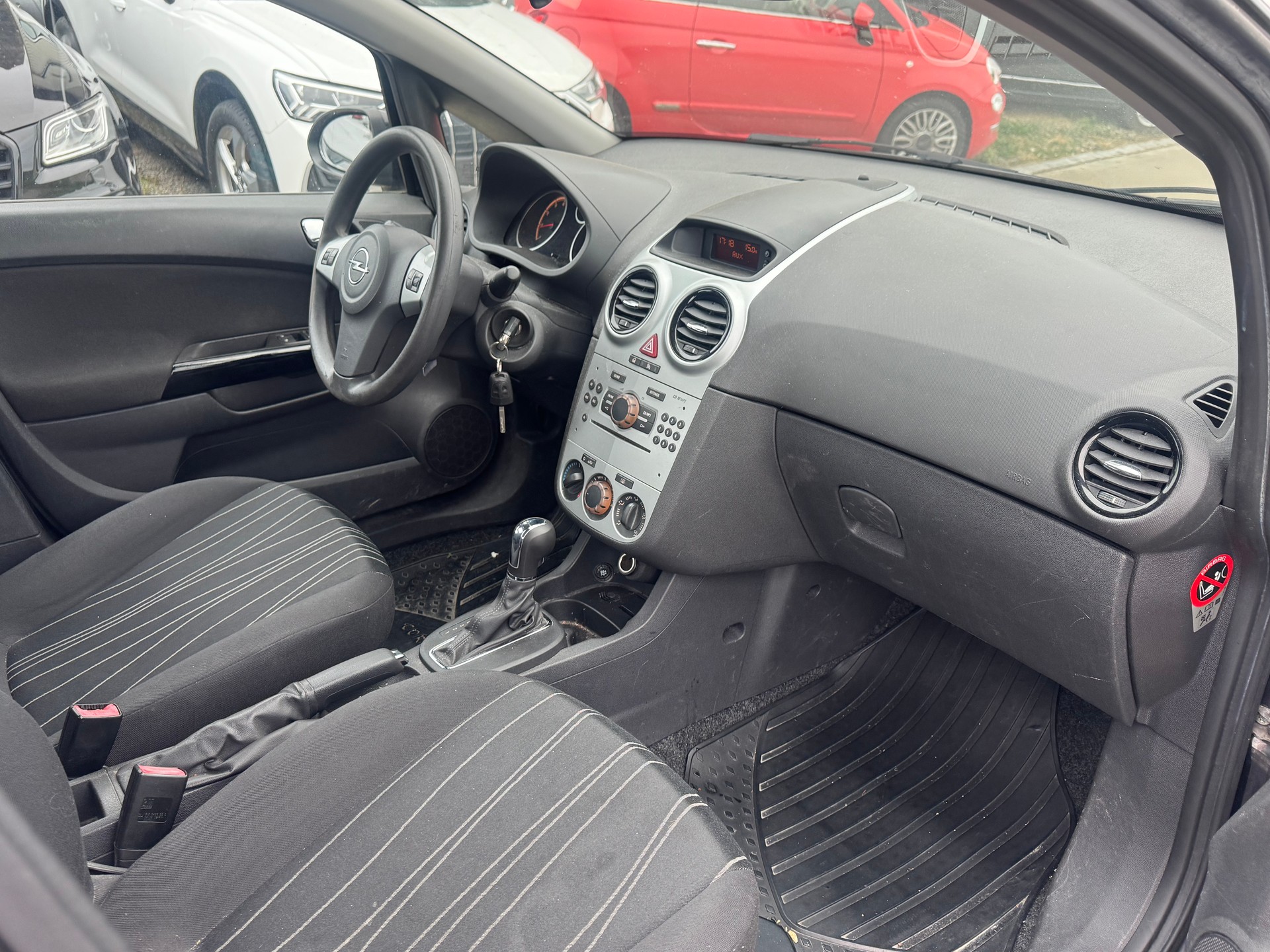 OPEL Corsa 1.4 TP Color Edition Automatic-image-7