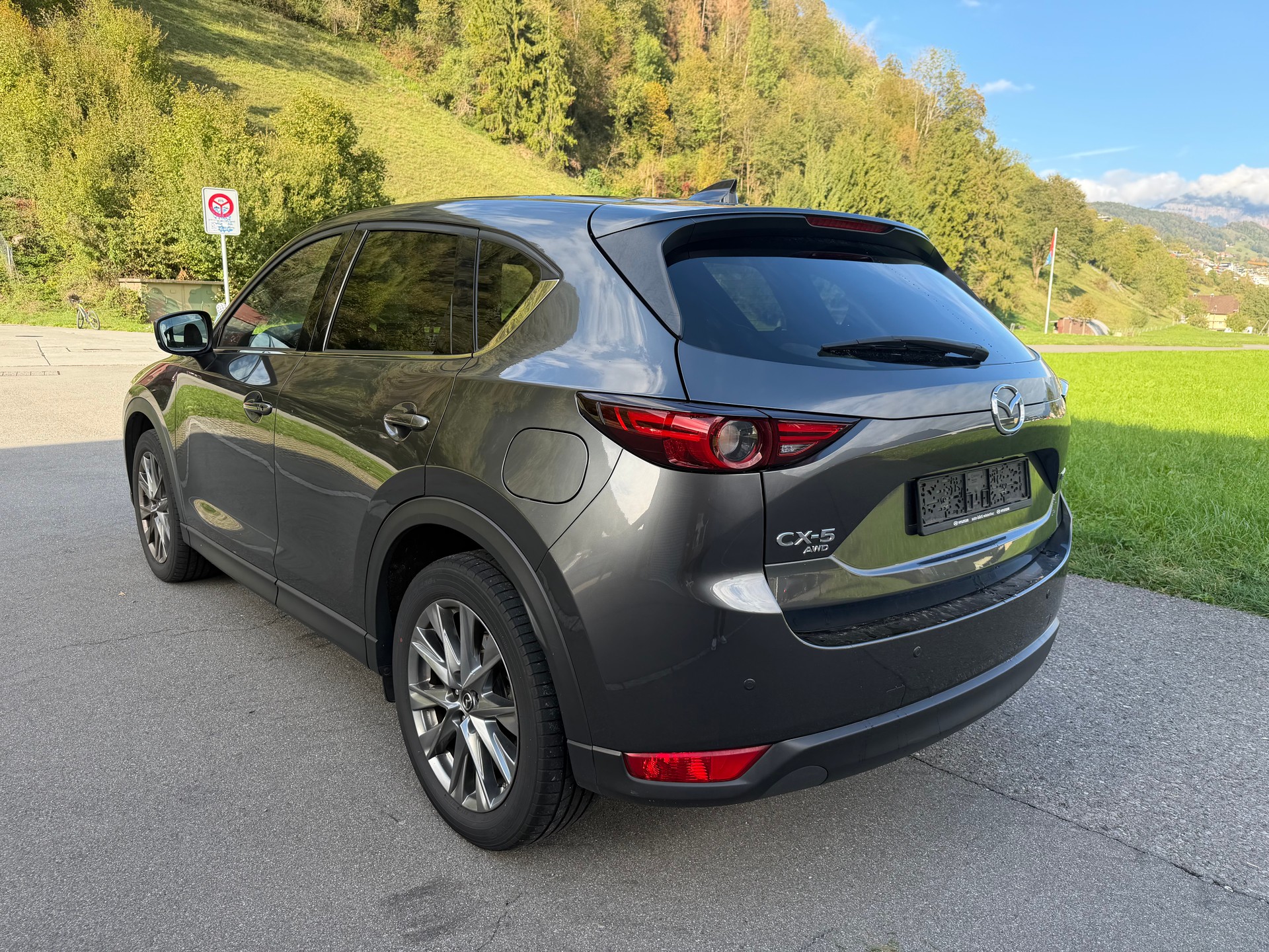 MAZDA CX-5 SKYACTIV-D 184 Revolution AWD Automat-image-2